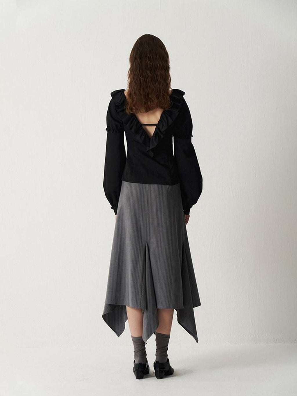 someonesometimes Sleek V-neck Slim Fit Commuter Long Sleeve Black Poly Viscose Women Work Blouses
