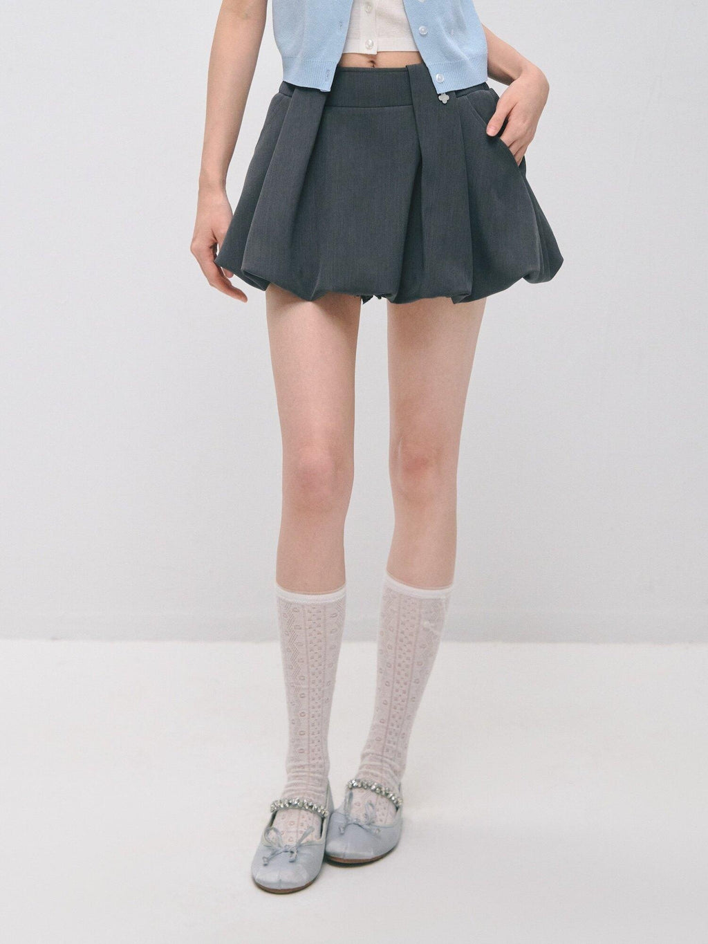 SOMESOWE Sexy Ruffled Pleated Lined Tiered Cake Mid Waist Loose Women Casual Mini Skirts