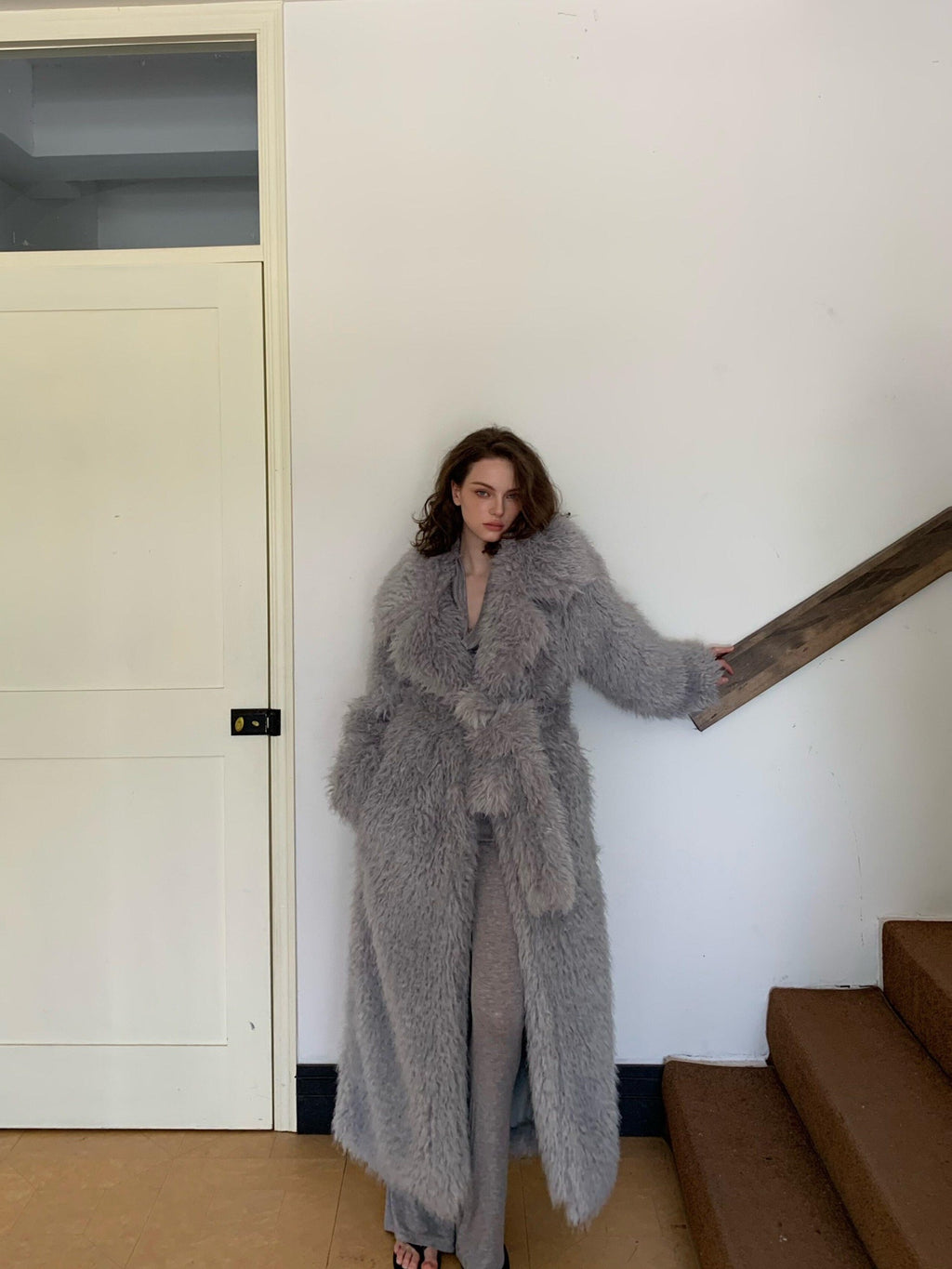 BUZHOU Luxurious Plush Fox Inspired Round Neck Longline Gray S M L Faux Fur Coats