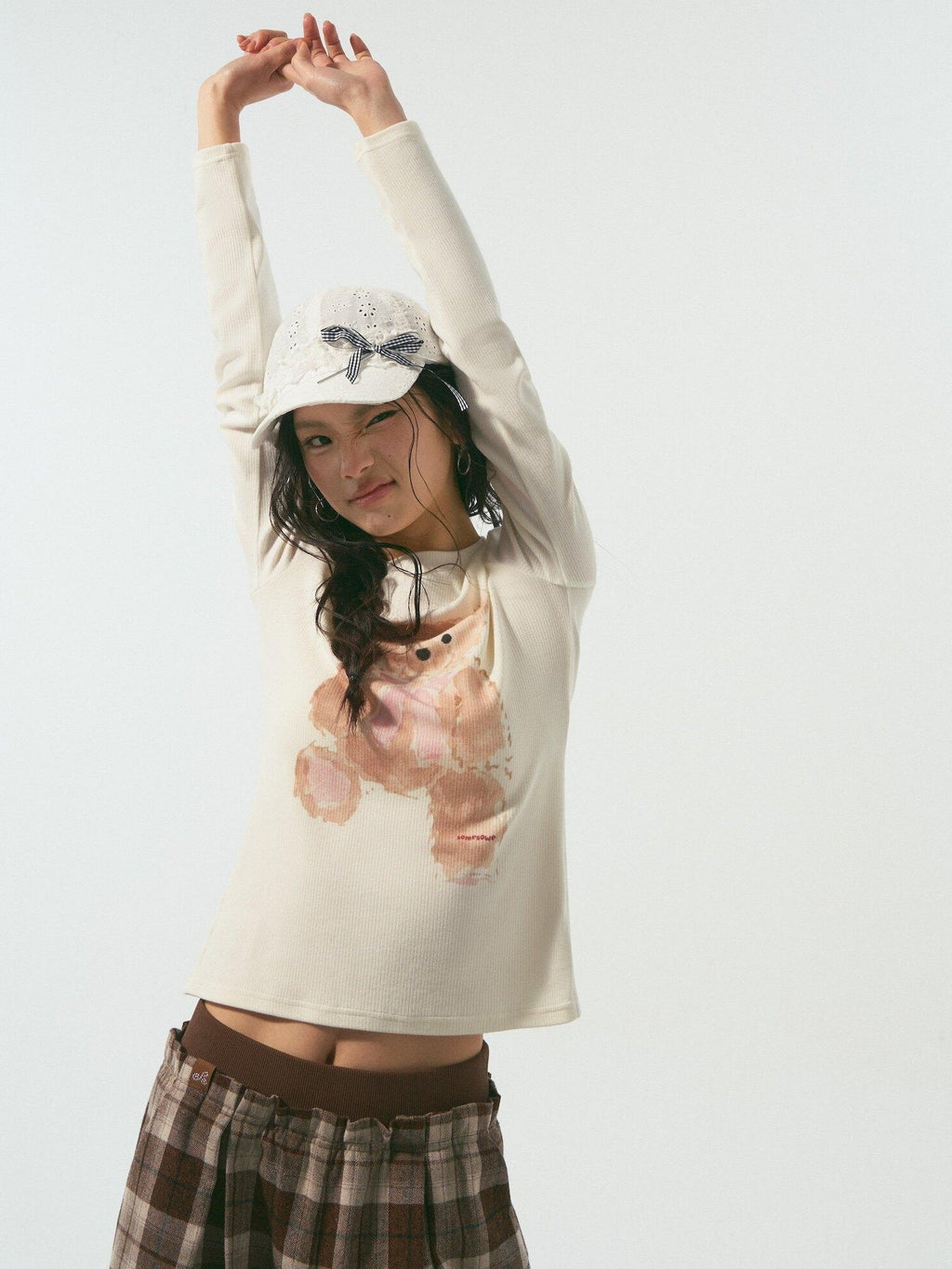 SOMESOWE Soft Cotton Casual Loose Printed Women Bear Graphic Long Sleeve T-Shirts