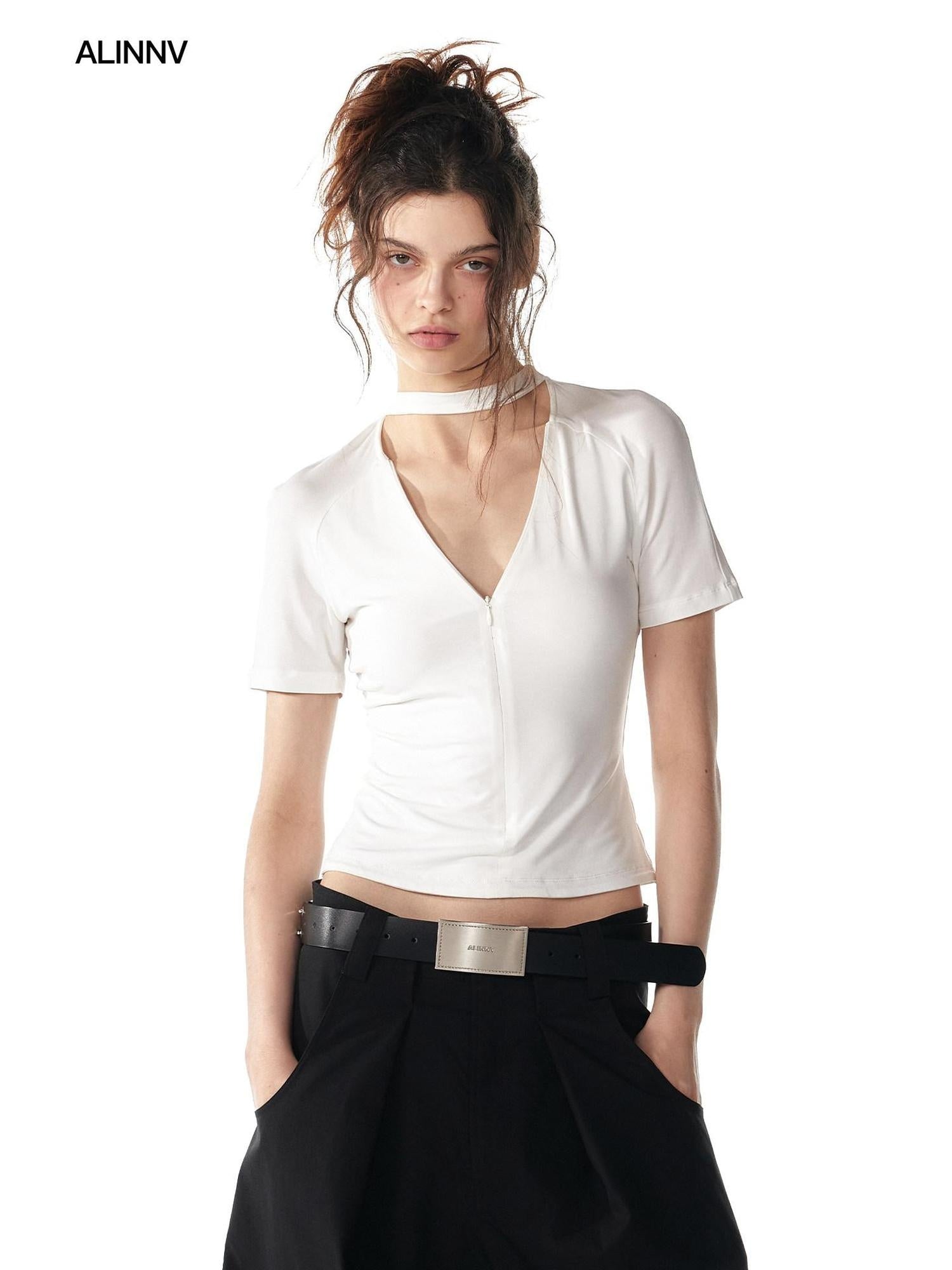 ALINNVSTUDIO Moisture Modal Stretch Asymmetric V-neck Slim Cross Basic Crop Tops
