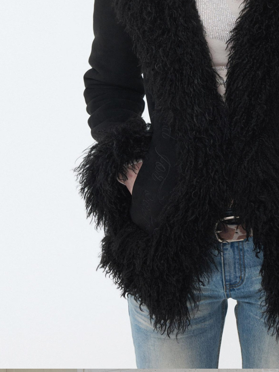 1JINN STUDIO Cozy Cropped Slim Fit Casual Crew Neck Women Black Camel Faux Fur Coats