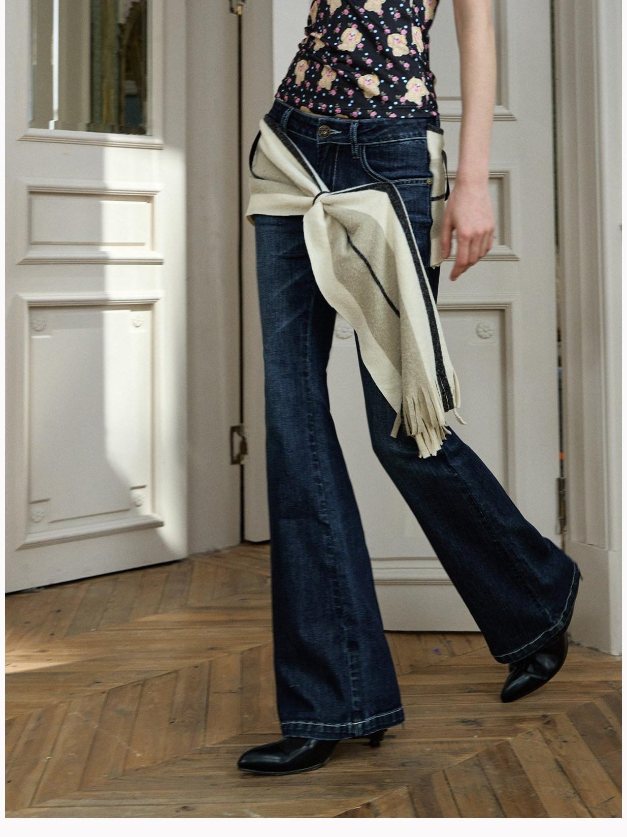 DeleteEx Micro Stretch Slim Fit Tie Detail Natural Waist Women Deep Blue Flared Jeans