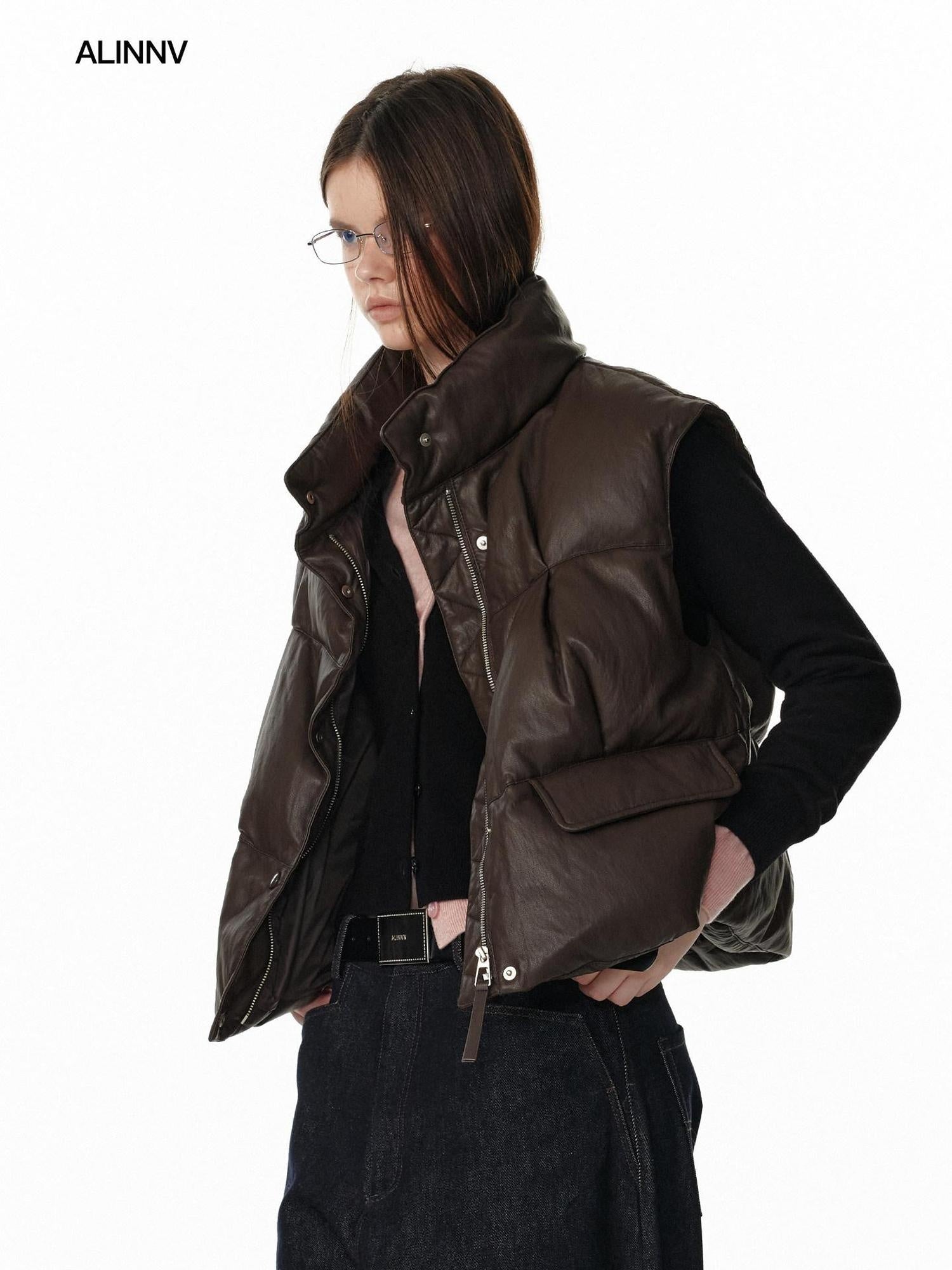 ALINNVSTUDIO 90% White Duck Down Warmth Straight Fit Stand Collar Women Commuter Down Jackets