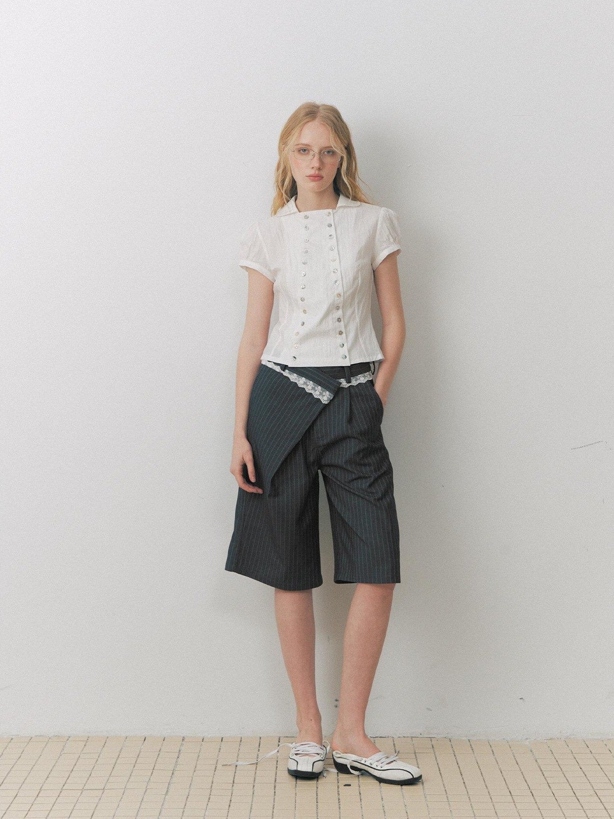 DeleteEx Comfortable Casual Wide Leg Mid Low Waist Women Gray Soft Mid-Length Shorts