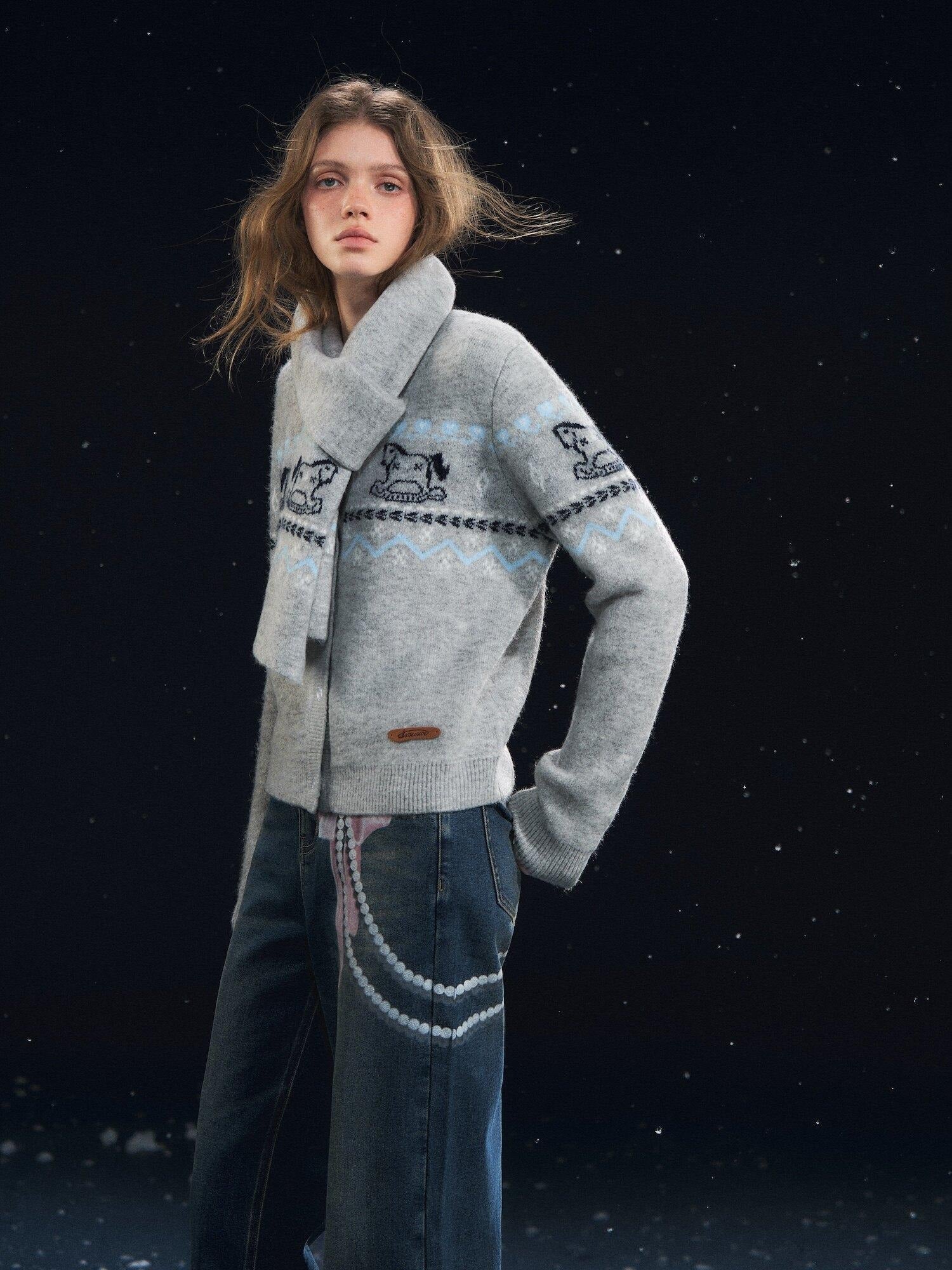 SOMESOWE Cozy Animal Contrast Knit Regular Fit Women Button Neck Cardigans
