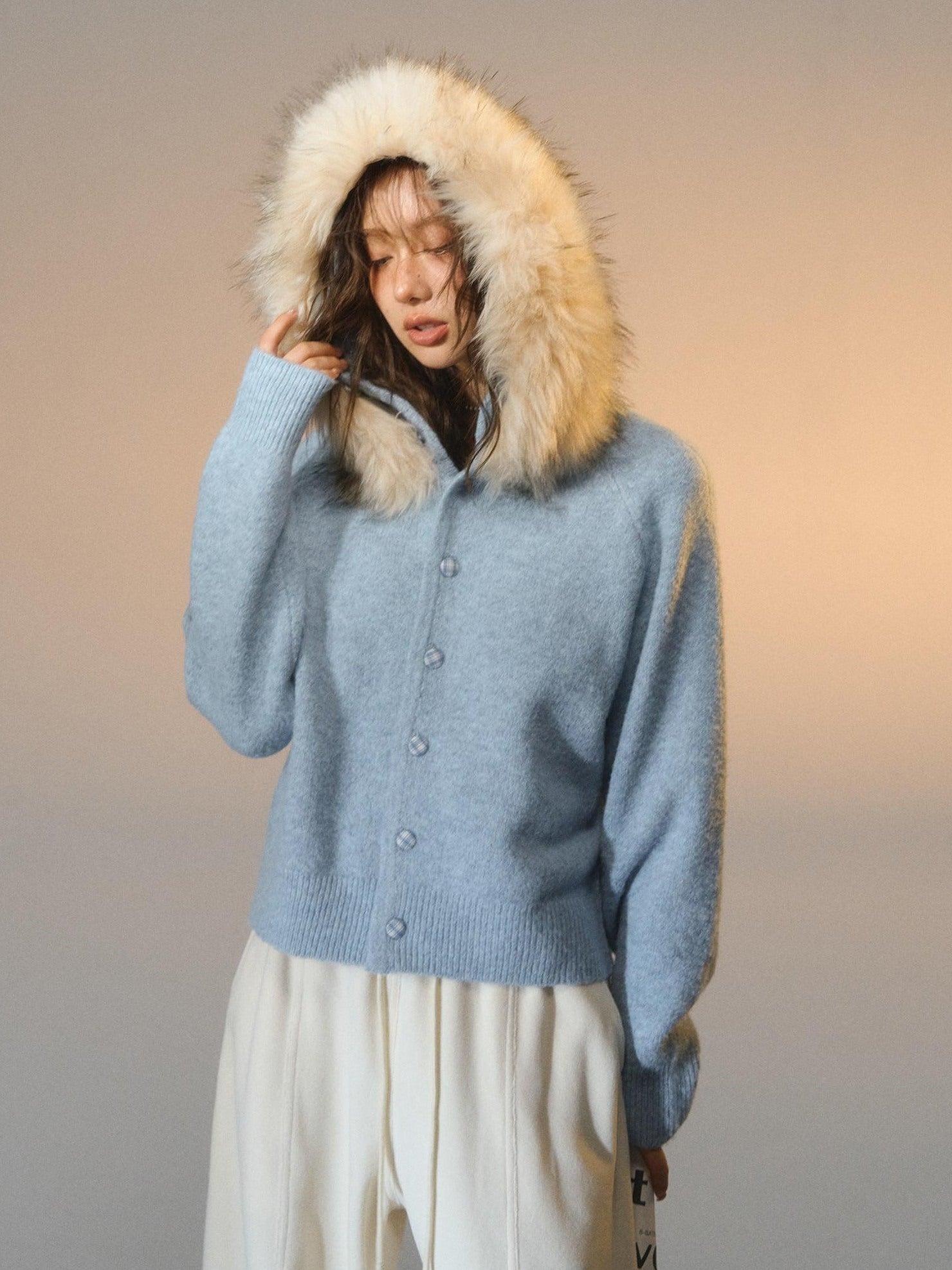SOMESOWE Lightweight Knit Button Front Minimal Workwear Women Long Sleeve Cardigans