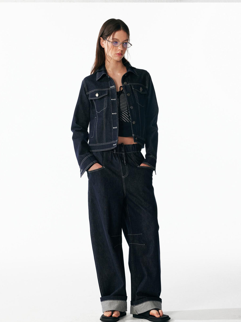 ALINNVSTUDIO Relaxed Fit Cotton Natural Waist Topstitch Deep Indigo Women Wide Leg Jeans