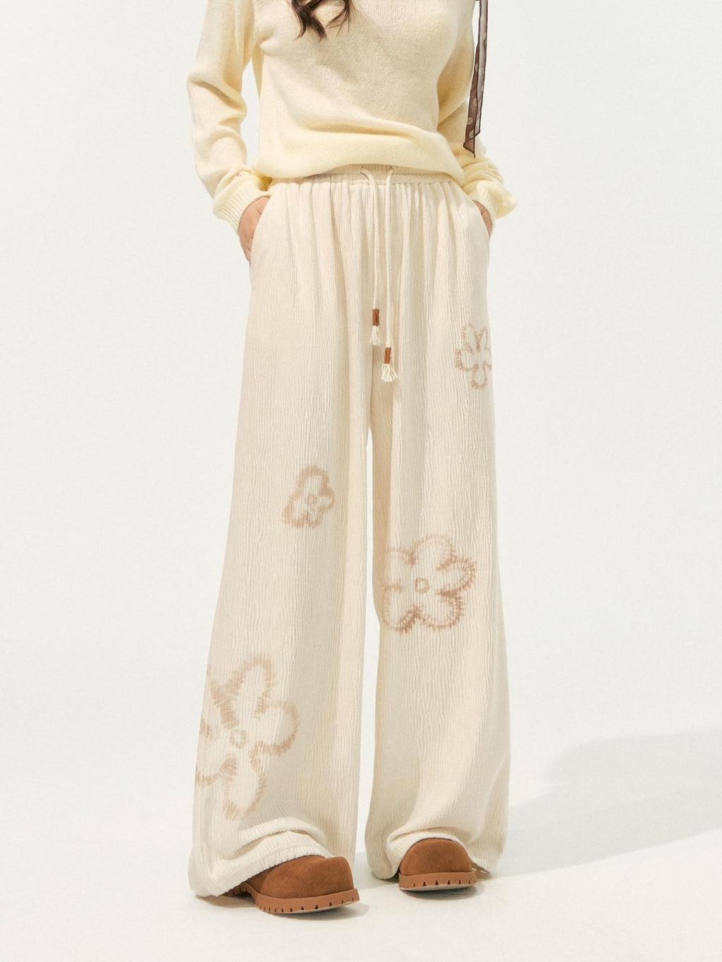 SOMESOWE Pleated Floral Pocket Loose Beige Womens Polyester Wide Leg Pants
