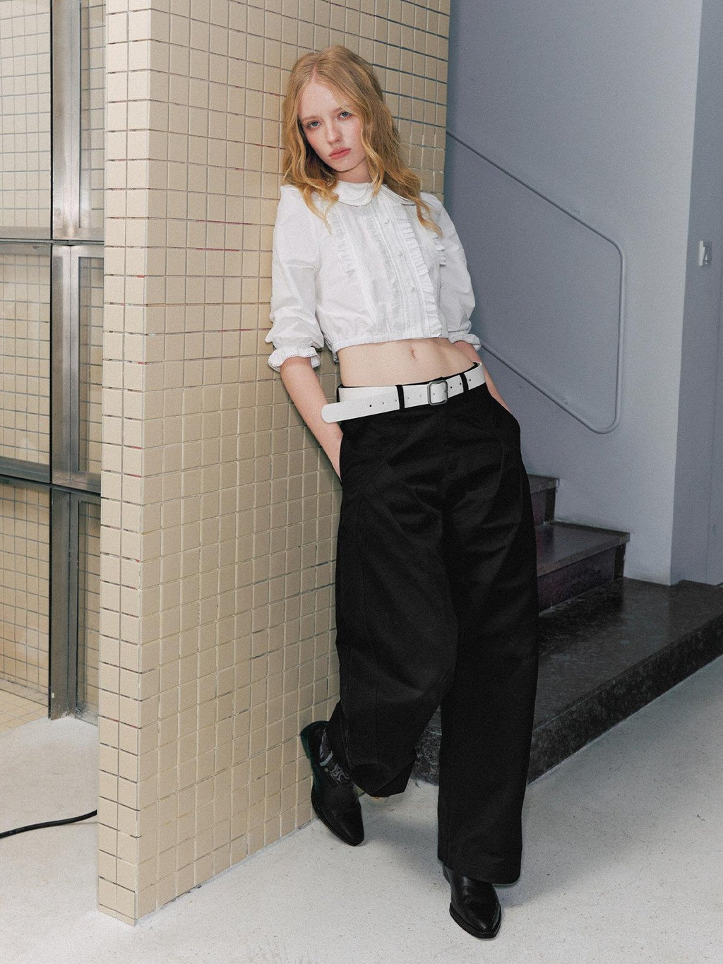 DeleteEx Keeps Shape High Waist Cropped Lace Puff Sleeve Doll Collar Women White Blouses
