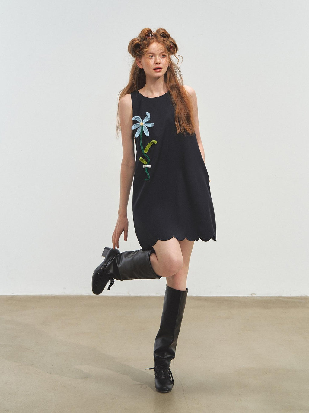 SOMESOWE Sleeveless Collegiate A Line Natural Waist Navy Women Casual Midi Dresses