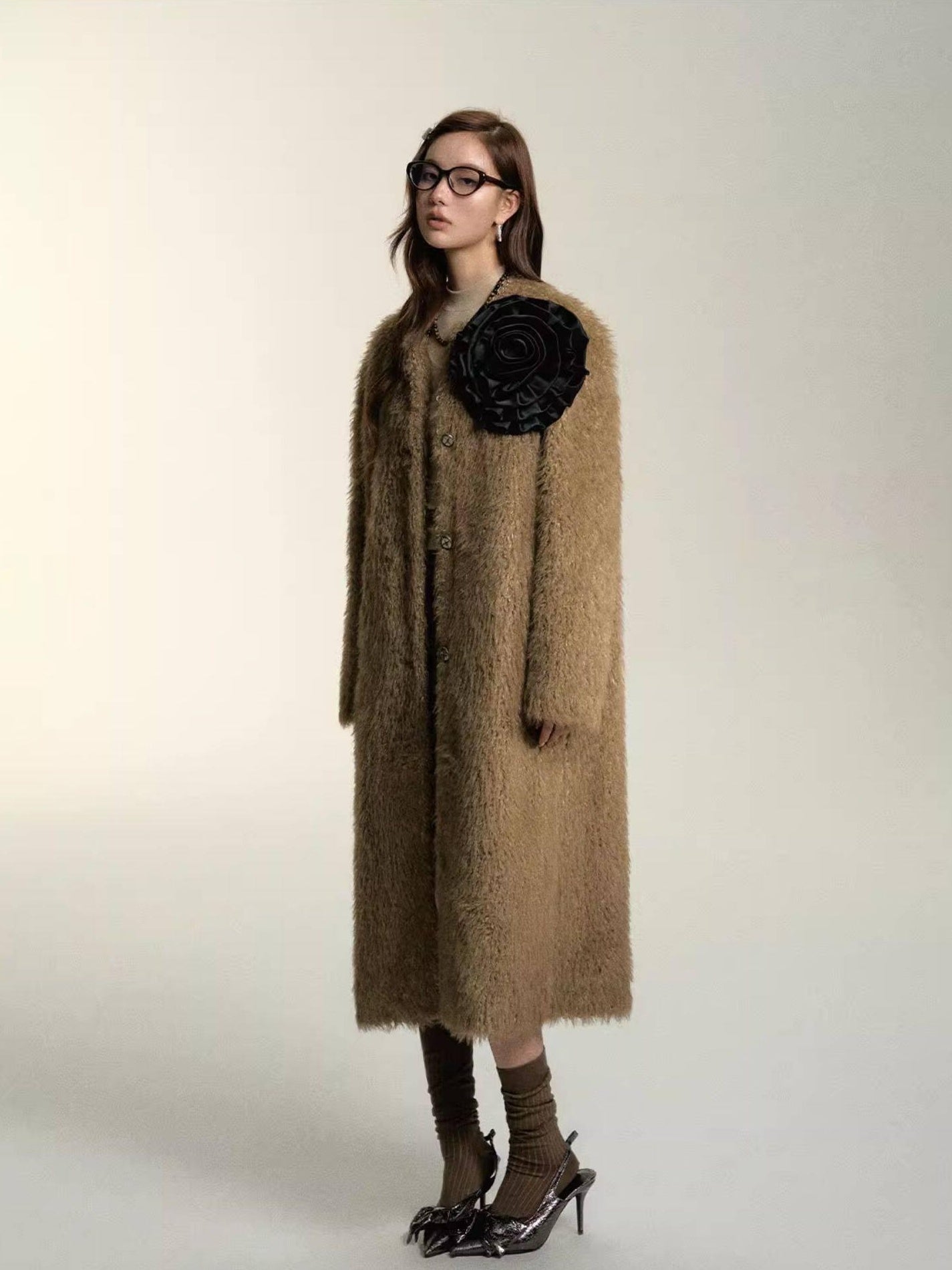 SOMESOWE Versatile Button Front Lapel Relaxed Fit Commuter Solid Khaki Long Coats