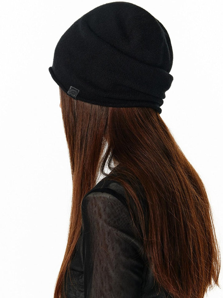 ALINNVSTUDIO Soft Wool Warm Casual Round Top Unisex One Size Black Grey Classic Beanies