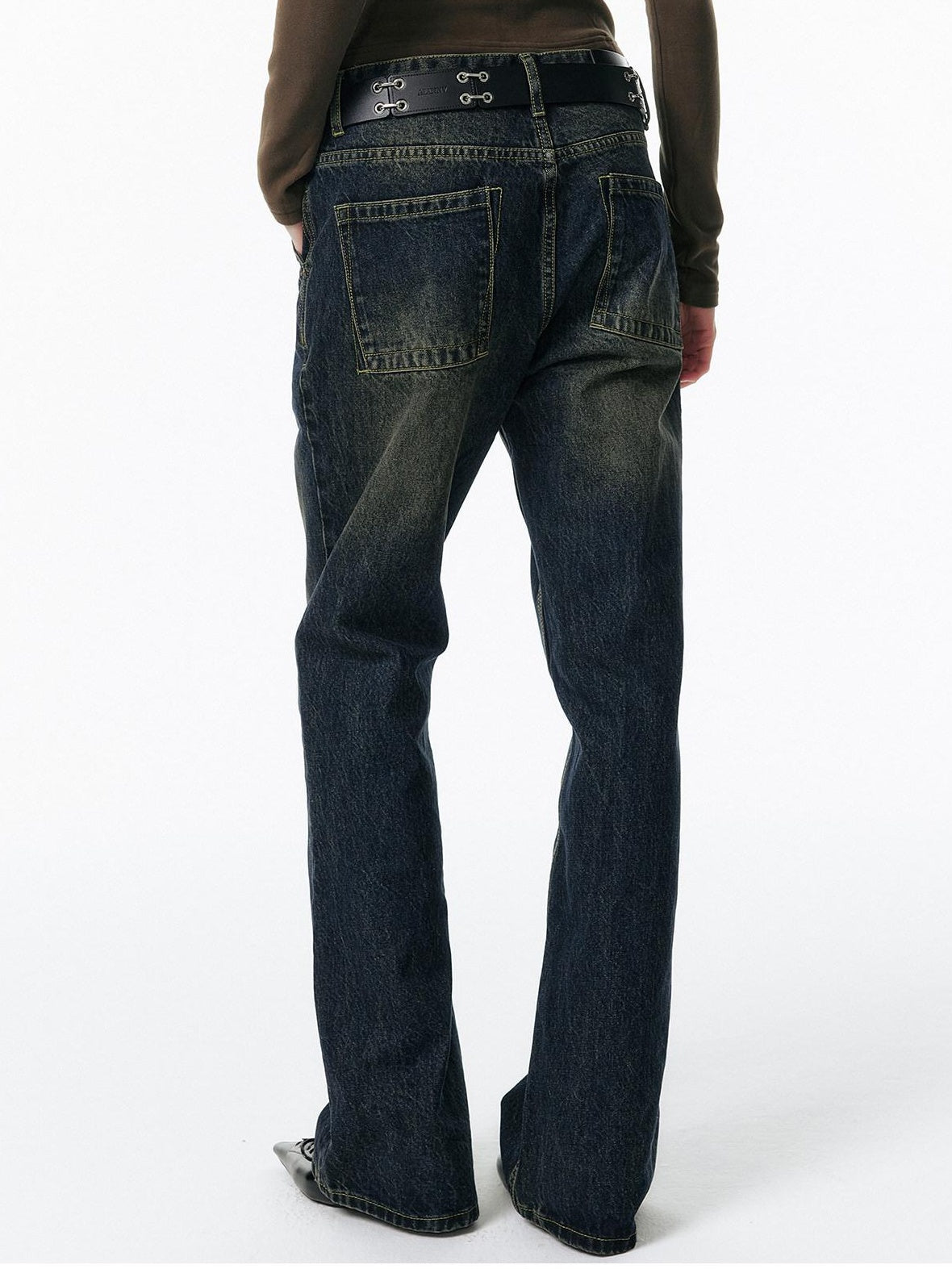 ALINNVSTUDIO Retro Washed Lowrise Micro Flare Cotton Button Fly Women Commute Flared Jeans