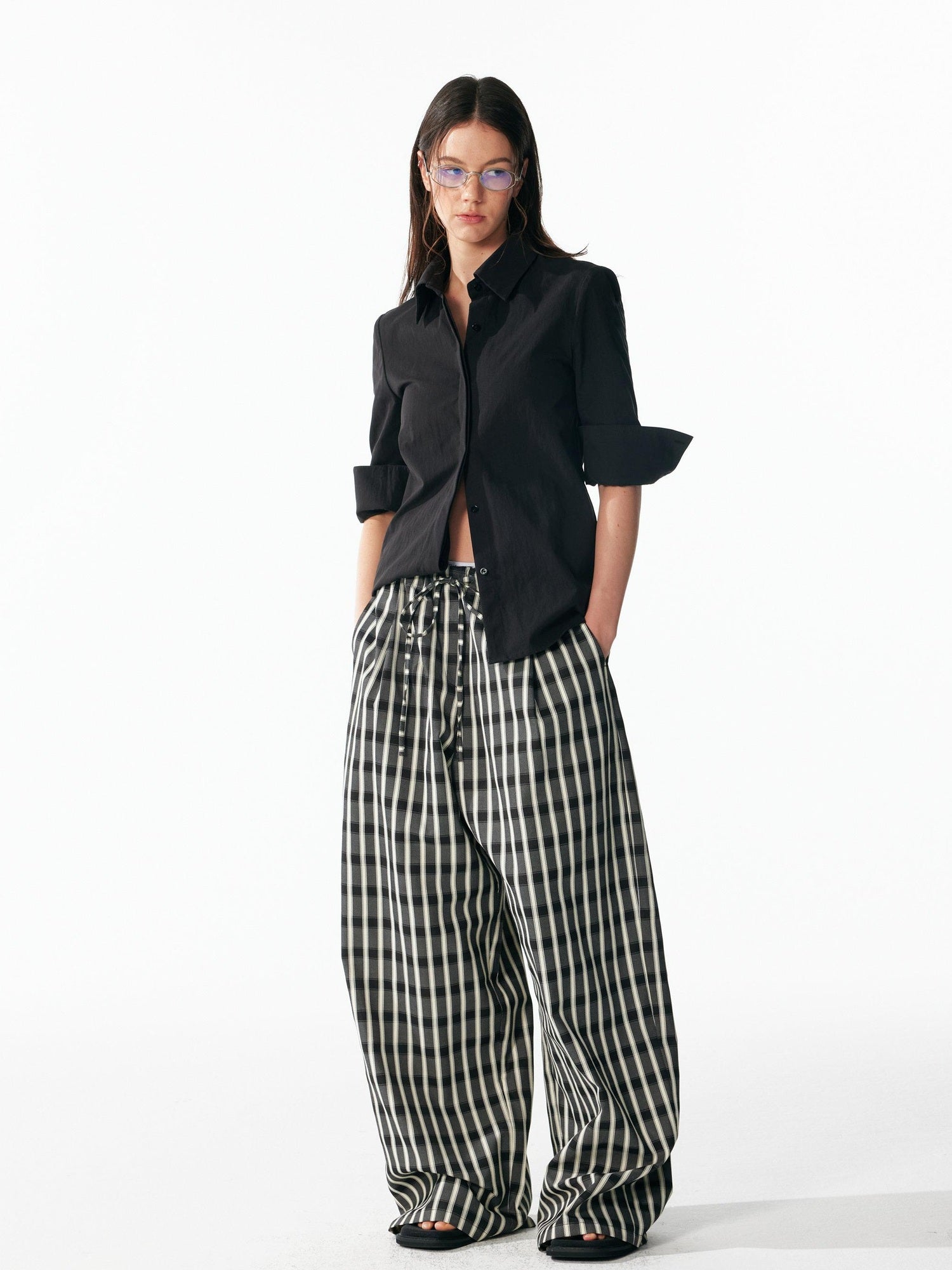 ALINNVSTUDIO Wrinkle Resistant Slim Lapel 3 4 Sleeve Casual Women White Black Plaid Shirts