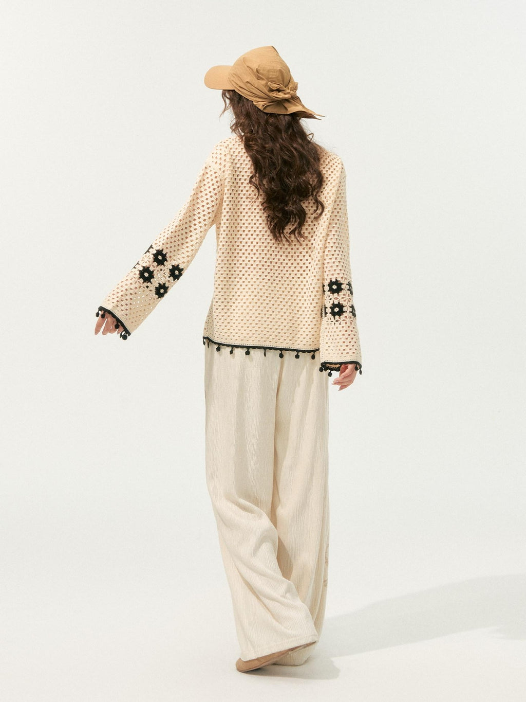 SOMESOWE Soft Acrylic Loose Openwork Knit Pullover Women Casual Round Neck Beige Sweaters
