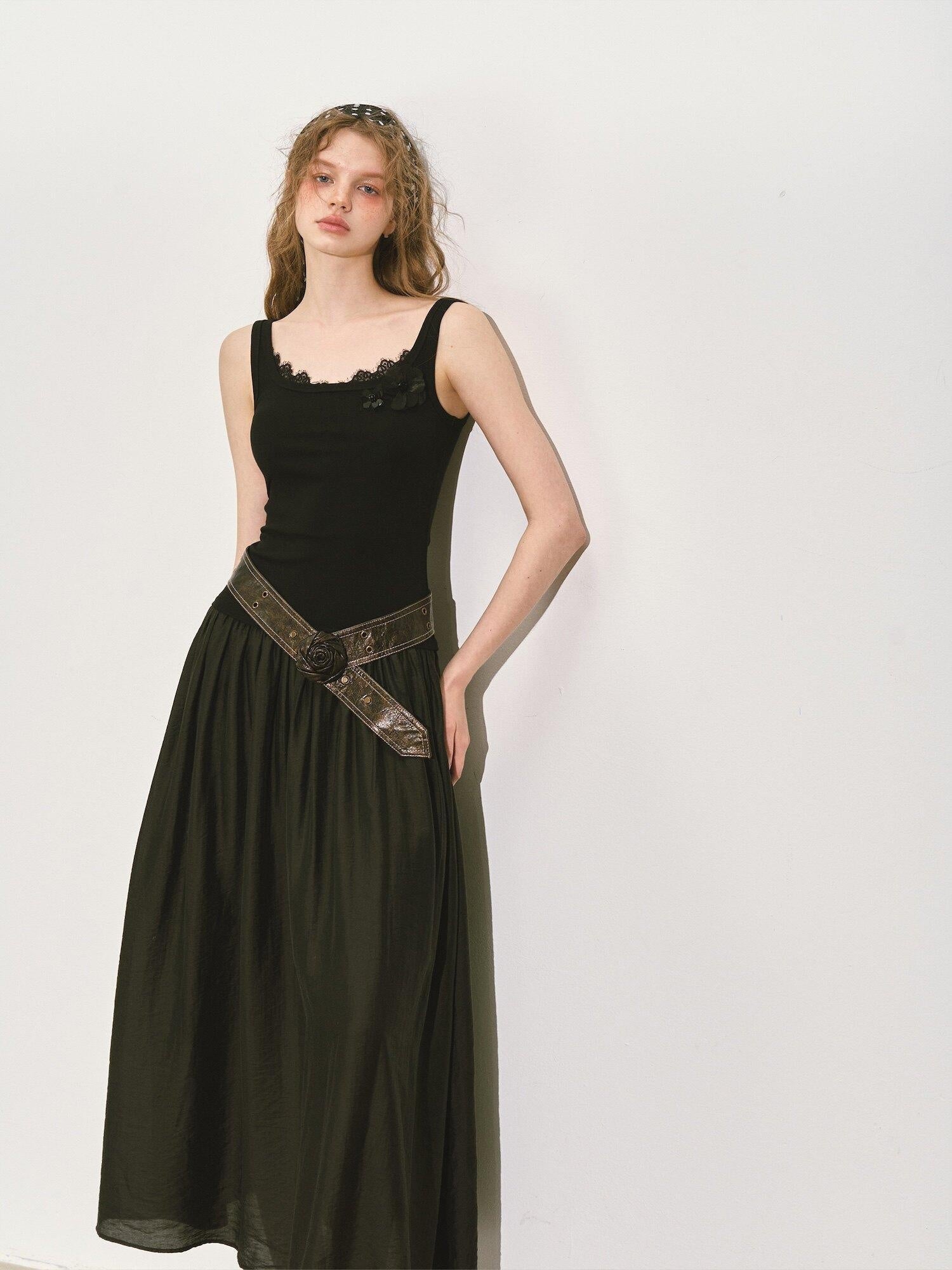 SOMESOWE Elegant Cotton Sleeveless U Neck A Line Black Women Work Date Travel Maxi Dresses