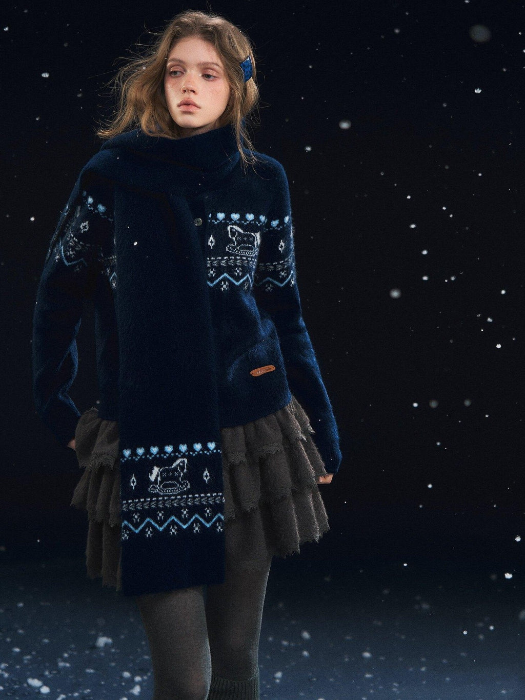 SOMESOWE Cozy Animal Contrast Knit Regular Fit Women Button Neck Cardigans