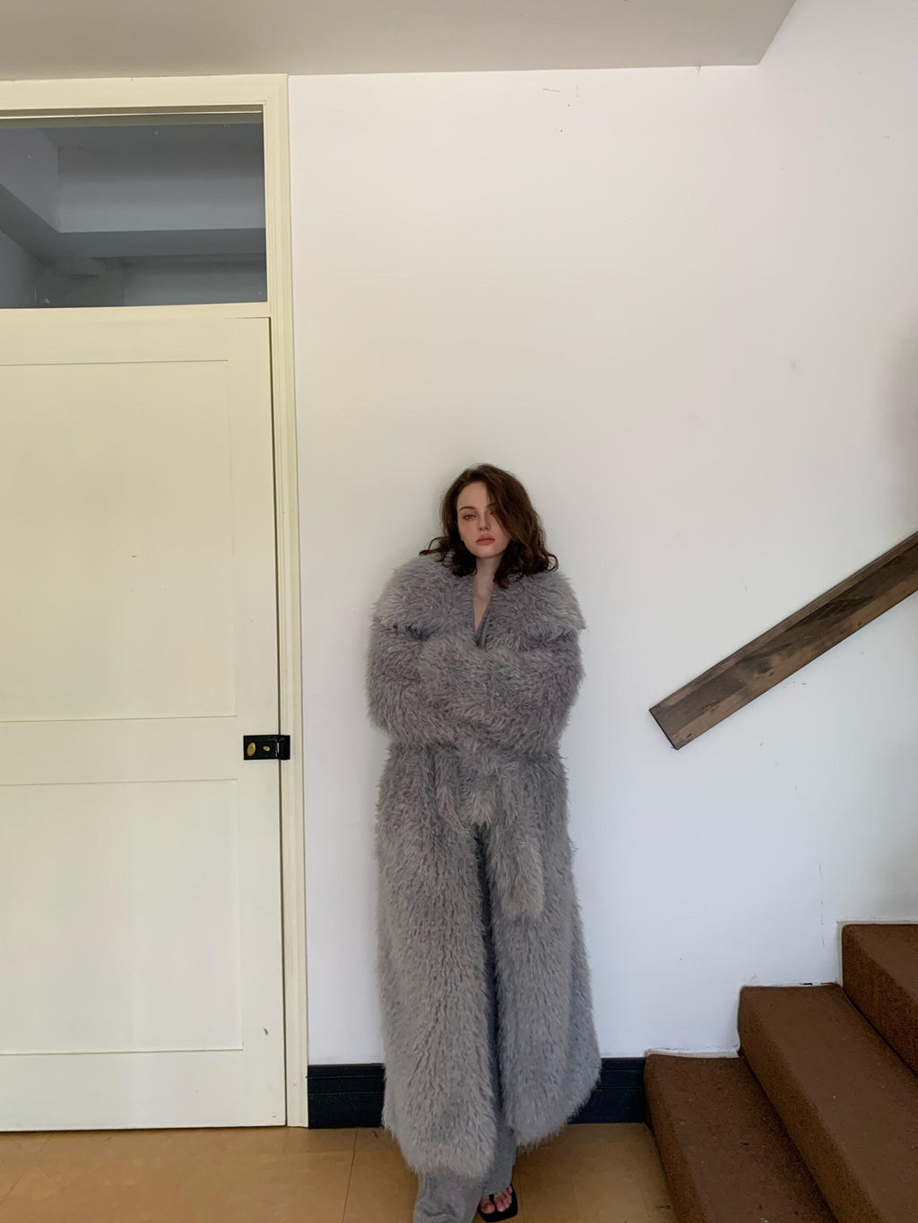 BUZHOU Luxurious Plush Fox Inspired Round Neck Longline Gray S M L Faux Fur Coats