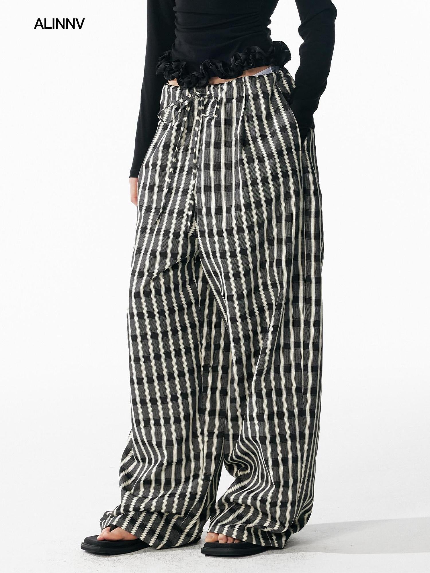 ALINNVSTUDIO Minimalist Loose Fit Square Neck Plaid Pullover Women Top & Pants Sets