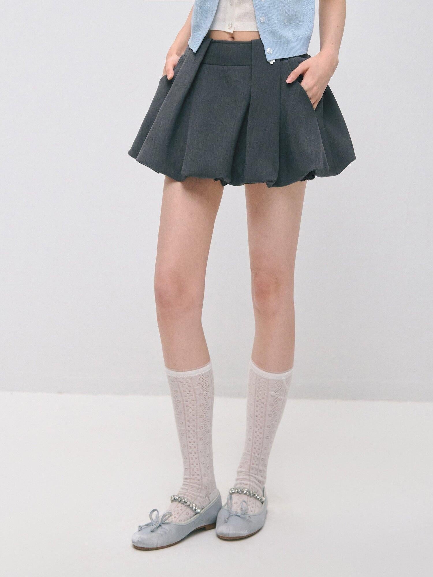 SOMESOWE Sexy Ruffled Pleated Lined Tiered Cake Mid Waist Loose Women Casual Mini Skirts
