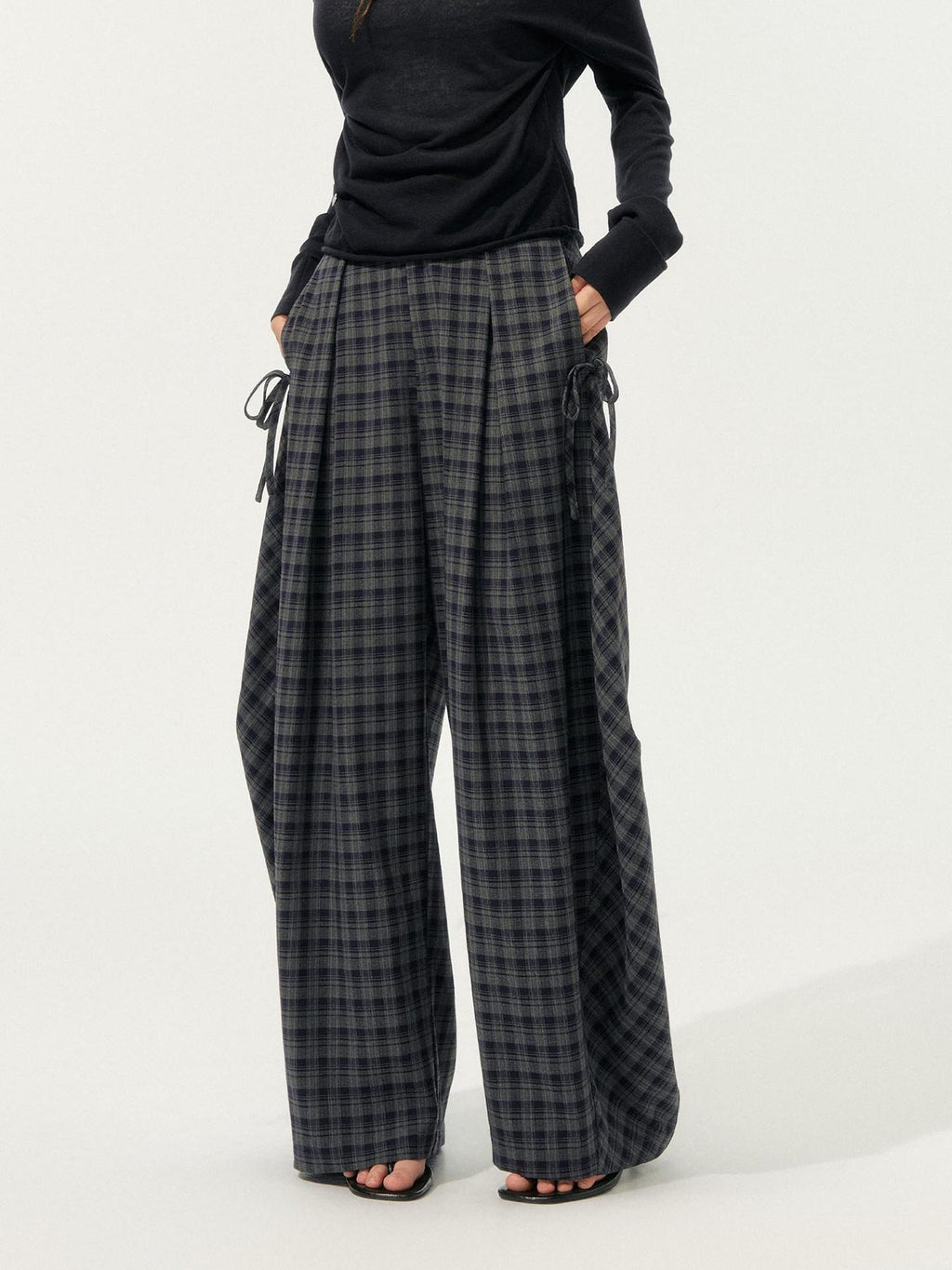 SOMESOWE Plaid Pocket Loose Fit Natural Waist Button Grey Casual Women Wide Leg Pants