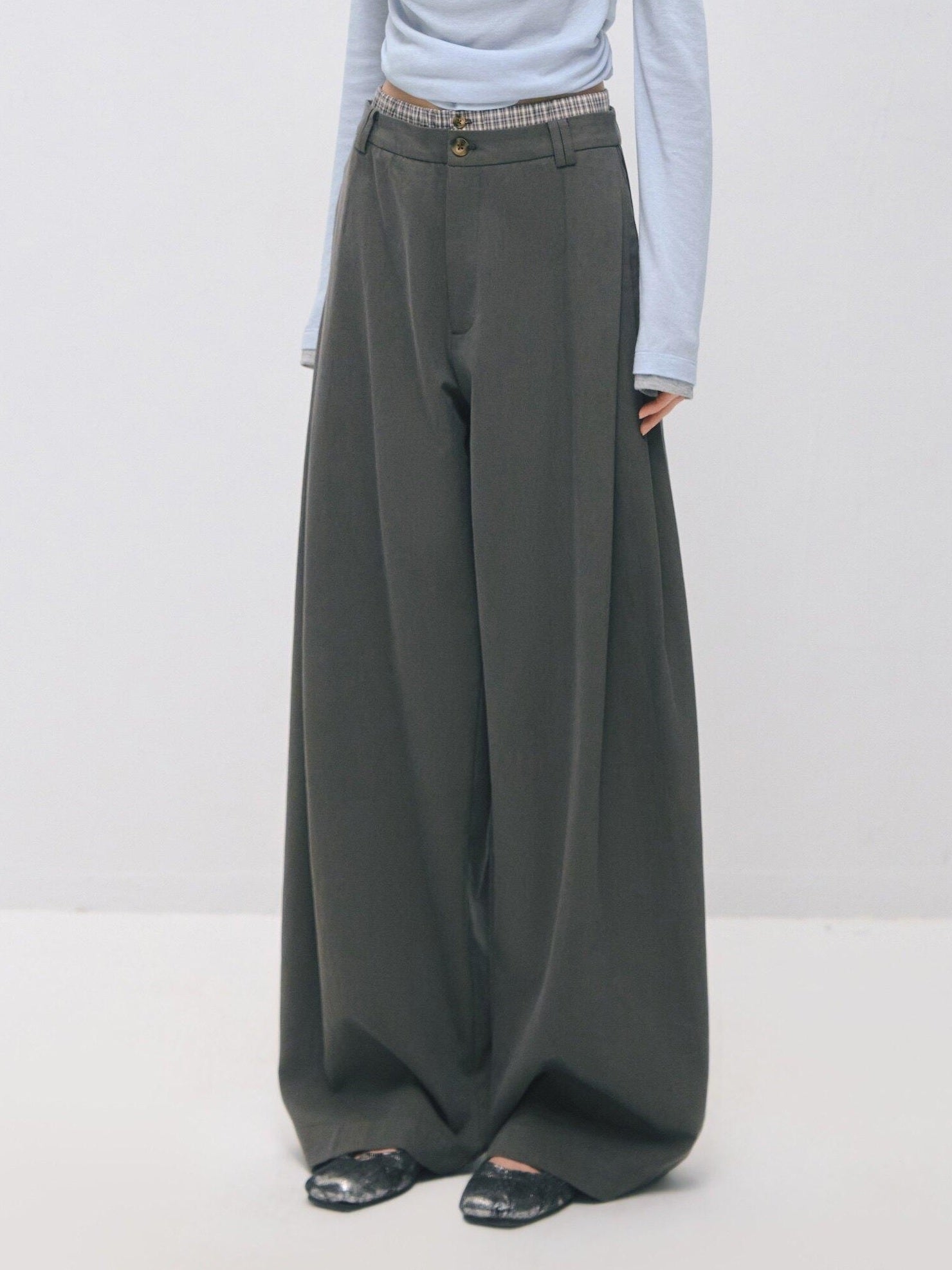SOMESOWE Drawstring Pocket Relaxed Natural Waist Women Solid Khaki Grey Wide Leg Pants