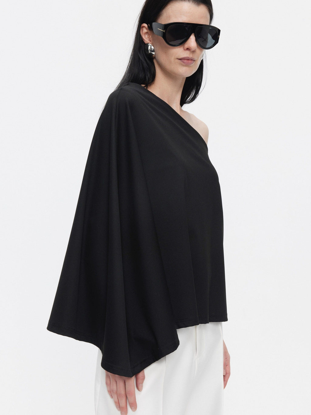 BUZHOU Asymmetric One Shoulder Knit Minimalist Loose Fit Women Black Oversized T-Shirts