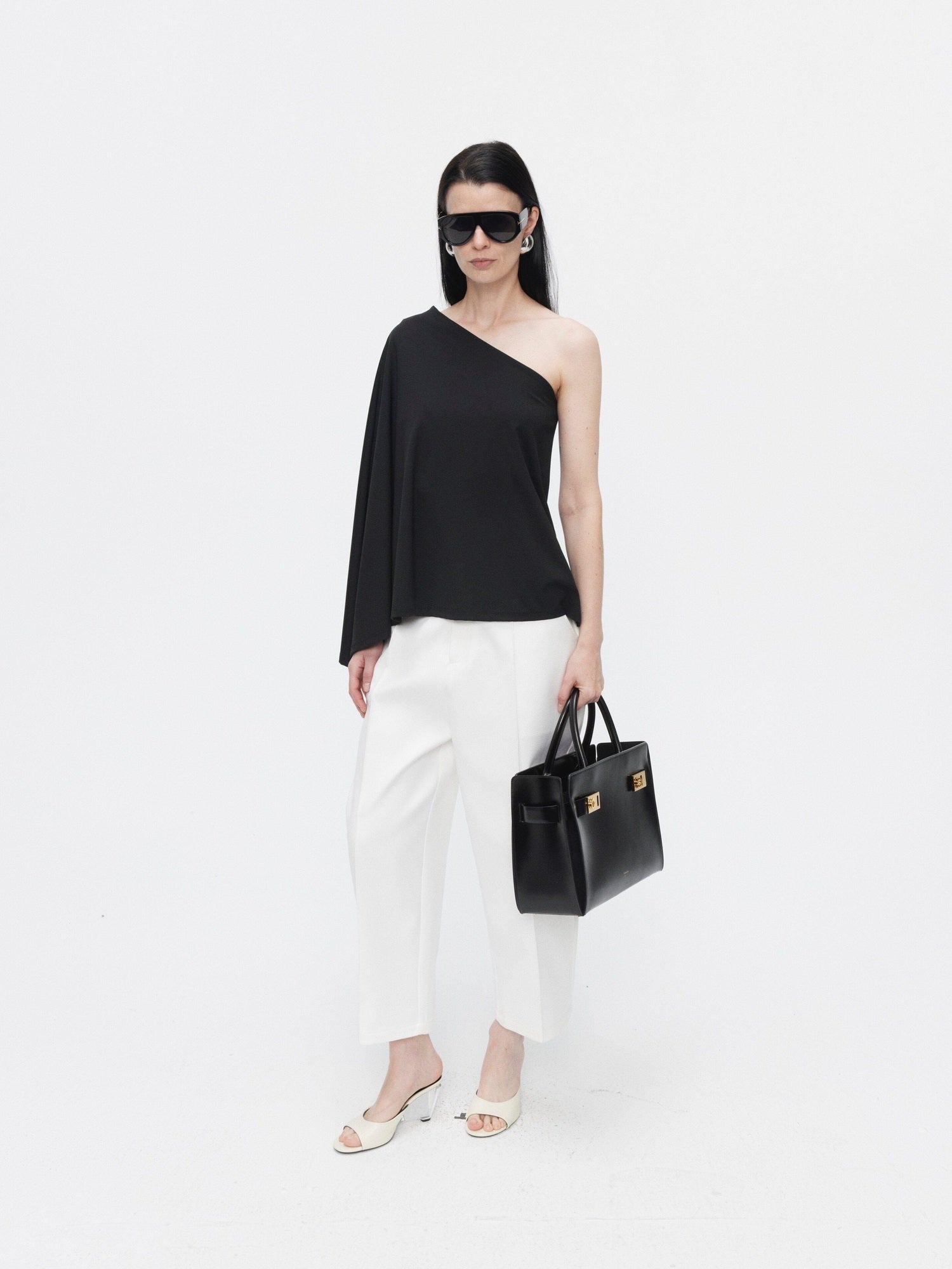 BUZHOU Asymmetric One Shoulder Knit Minimalist Loose Fit Women Black Oversized T-Shirts