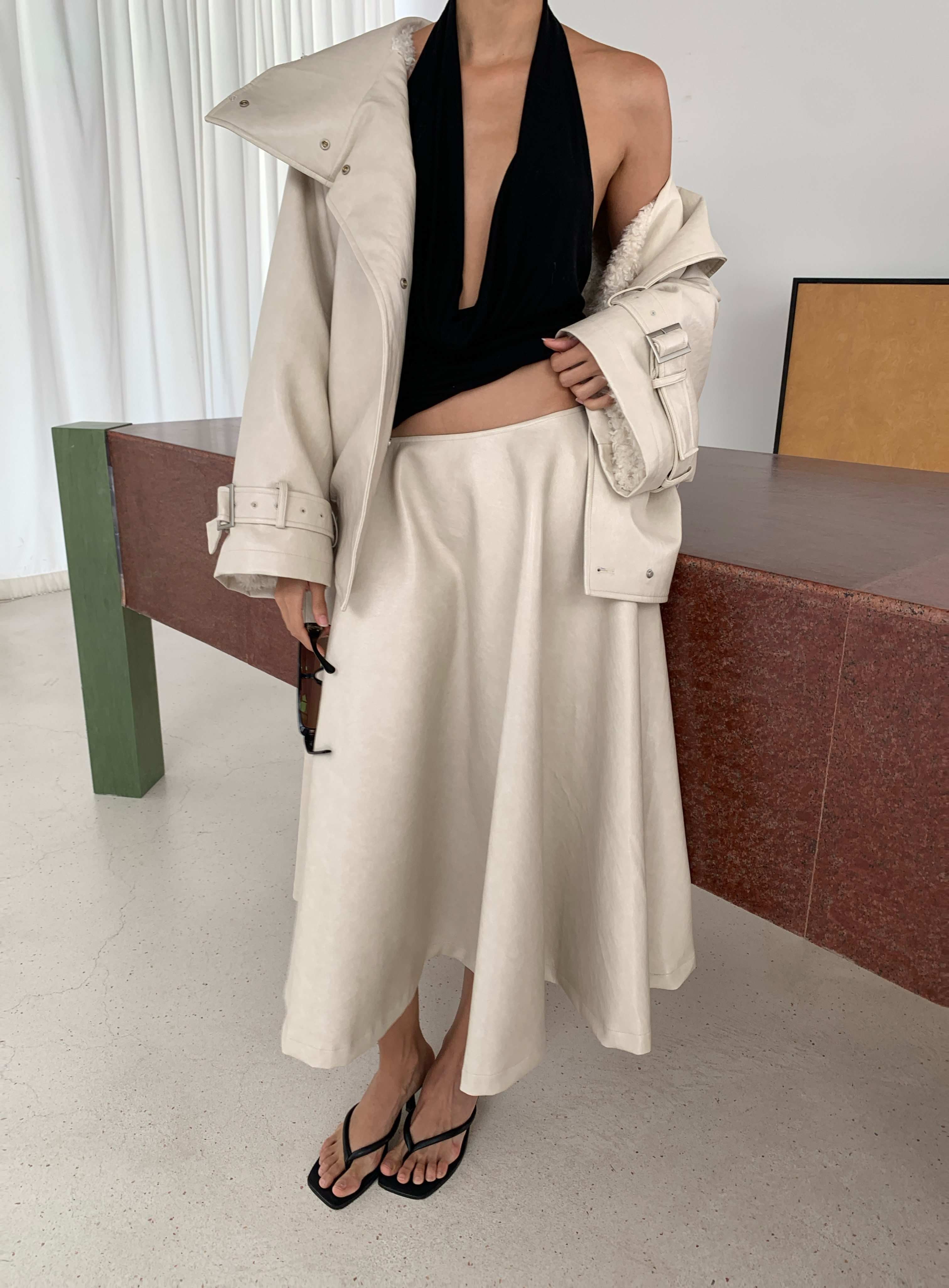 BUZHOU_Chic_Pu_Low_Waist_A_Line_Cleanfit_Beige_City_Commuting_Ladies_Maxi_Skirts_MISSTT
