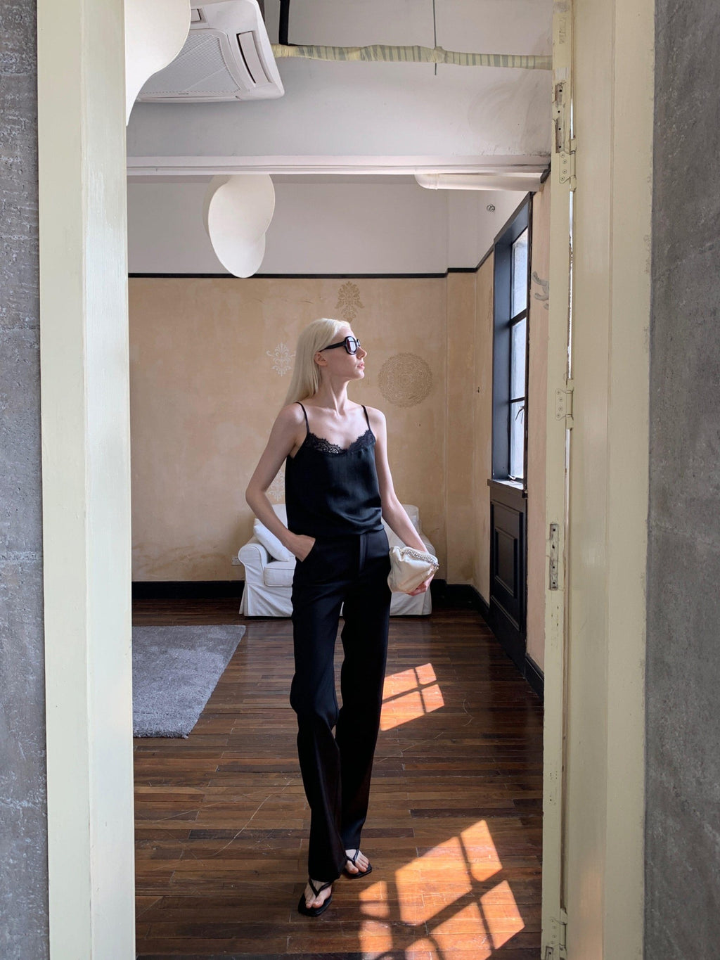 BUZHOU Comfort Stretch Low Rise Casual Straight Fit Women Black White Straight Pants