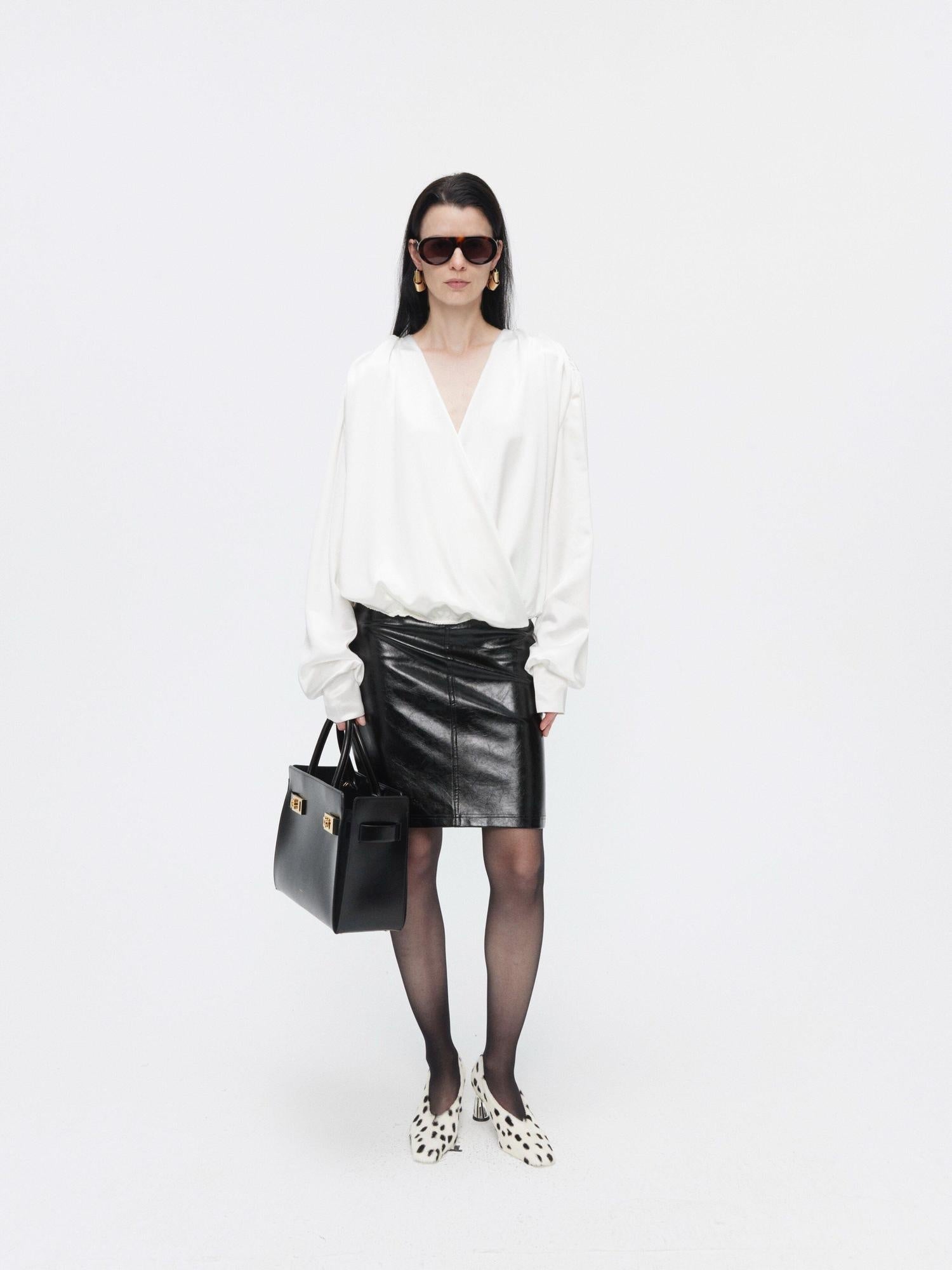 BUZHOU Cooling Acetate Minimalist Loose V-neck Elastic Cuff Women Long Sleeve Blouses