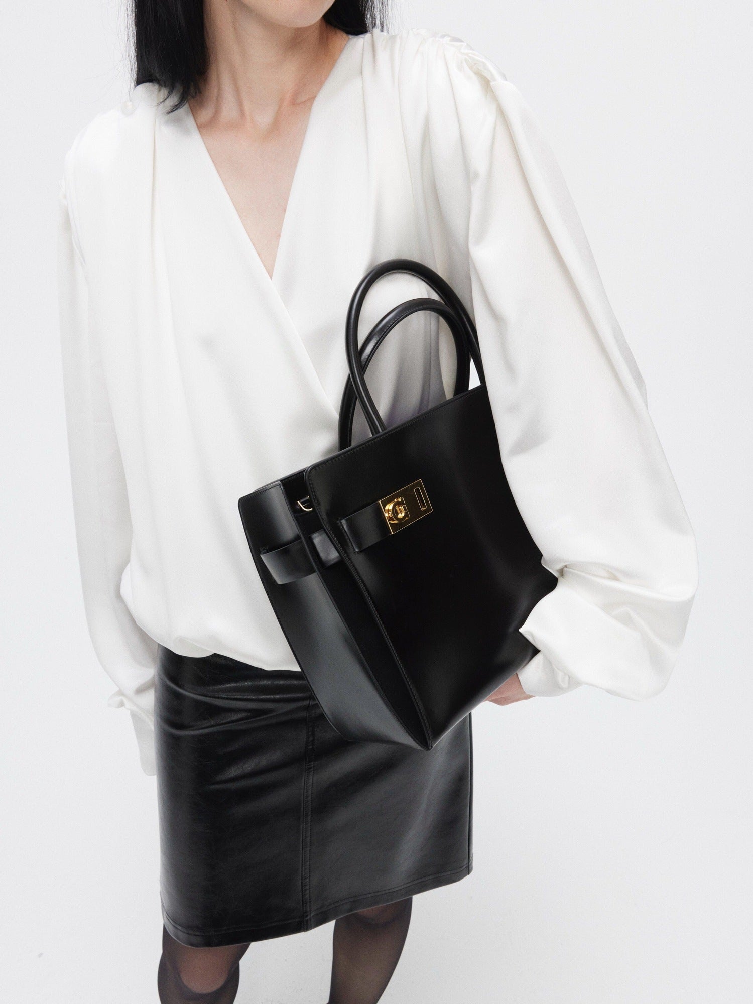 BUZHOU Cooling Acetate Minimalist Loose V-neck Elastic Cuff Women Long Sleeve Blouses