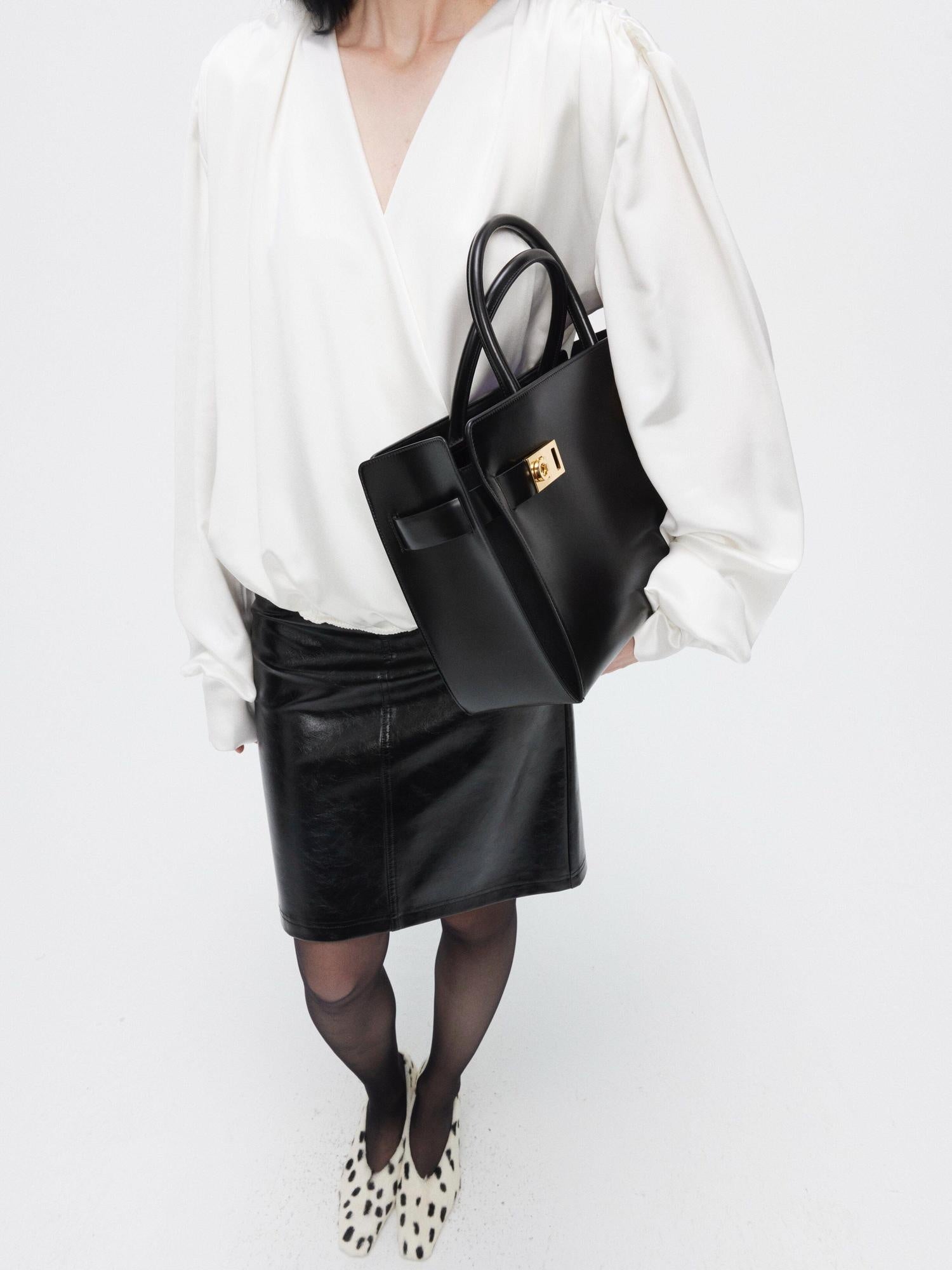 BUZHOU Cooling Acetate Minimalist Loose V-neck Elastic Cuff Women Long Sleeve Blouses