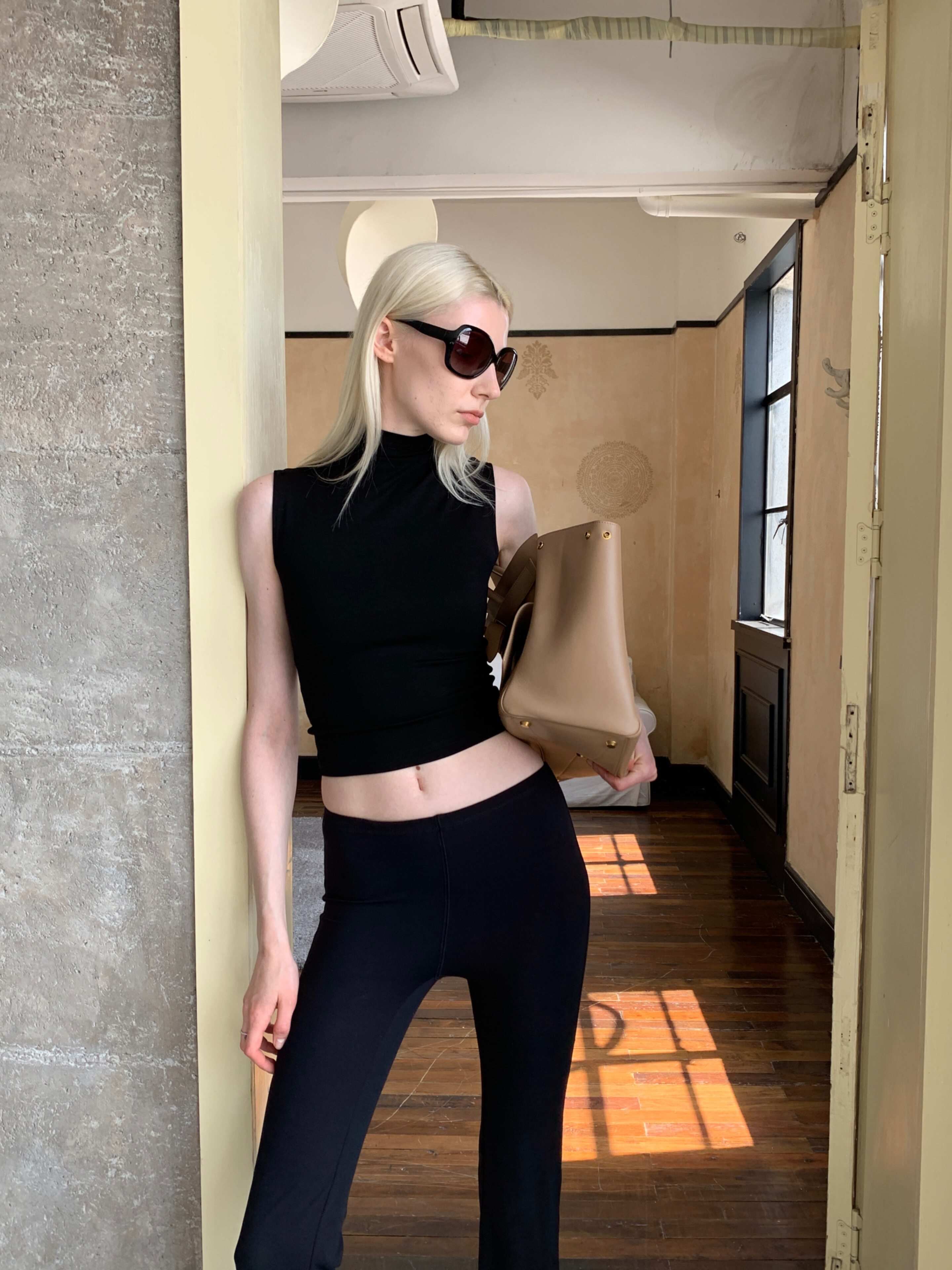 BUZHOU_Cropped_Black_Mock_Neck_H_Cut_Slim_Cotton_Blend_Women_Tank_Tops_MISSTT