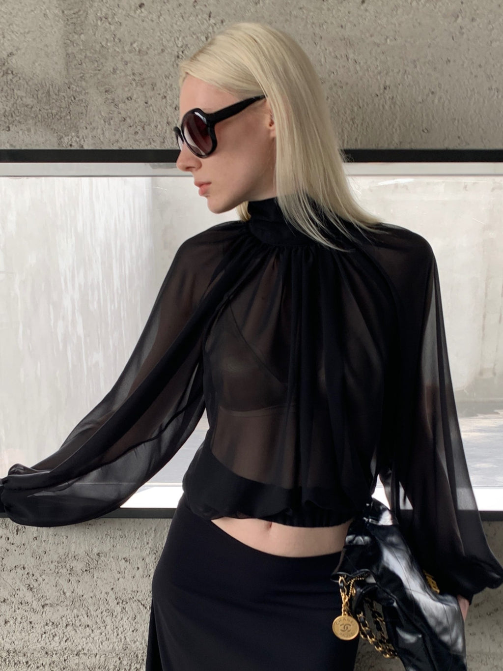 BUZHOU_Elegant_Long_Sleeve_Shirred_Cropped_Black_Chiffon_Semi_Sheer_Women_Blouses_MISSTT
