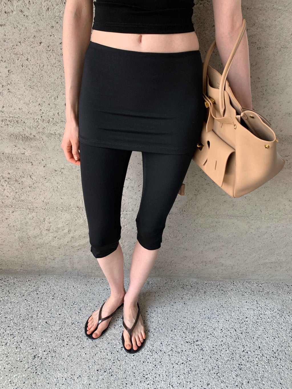 BUZHOU_High_Stretch_Cotton_Blend_Slim_Fit_Black_Skort_Style_Mid-Length_Shorts_MISSTT