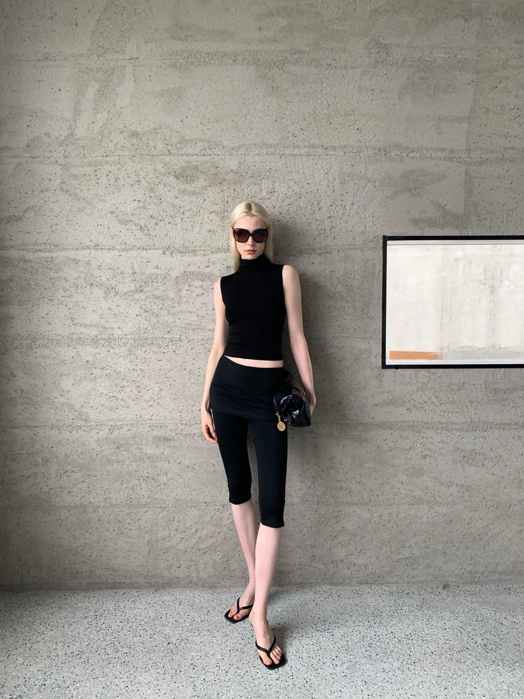 BUZHOU High Stretch Cotton Blend Slim Fit Black Skort Style Mid-Length Shorts