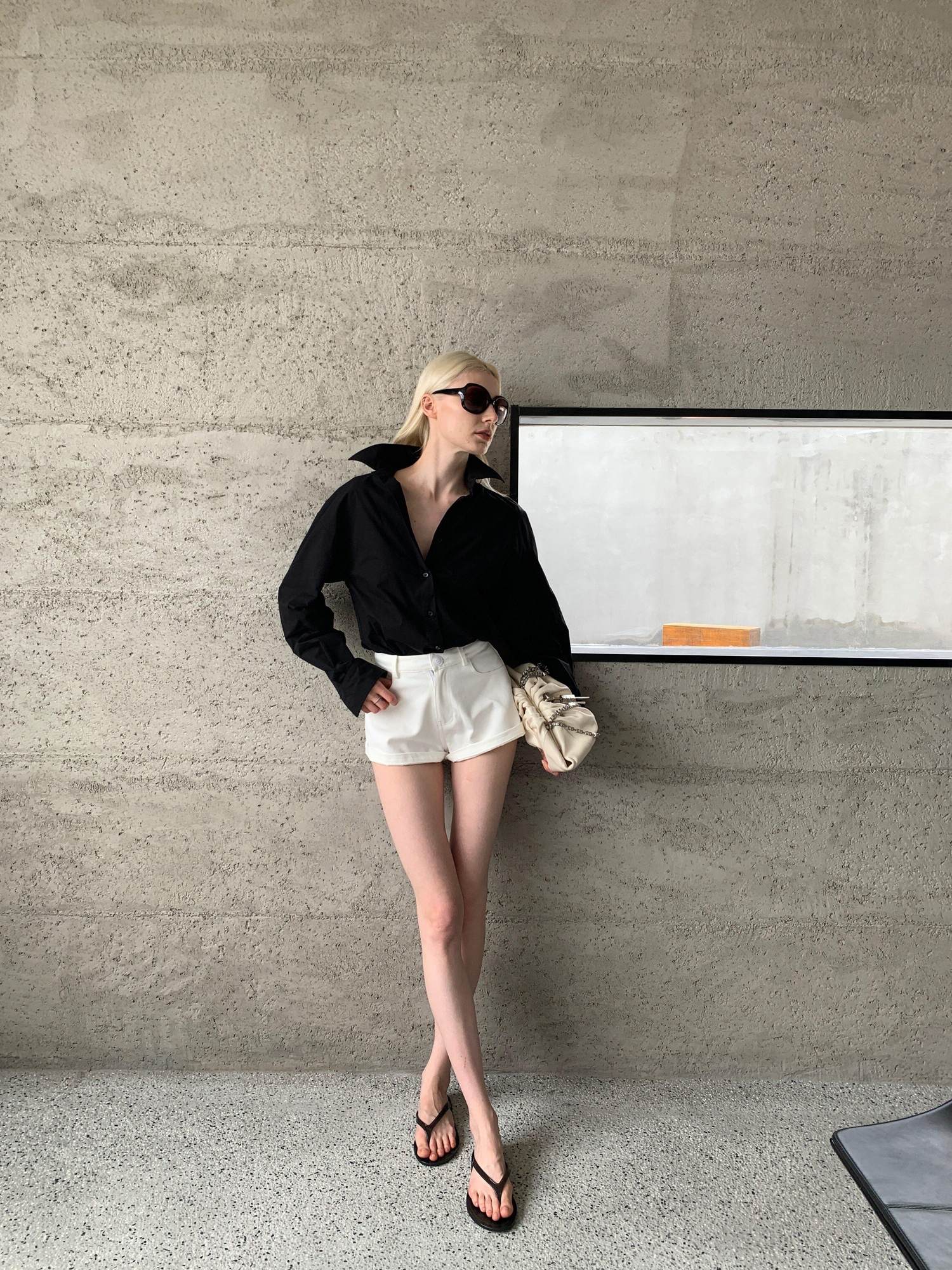 BUZHOU High Waist Cotton Clean Fit Wide Leg Women Black White Short Denim Shorts