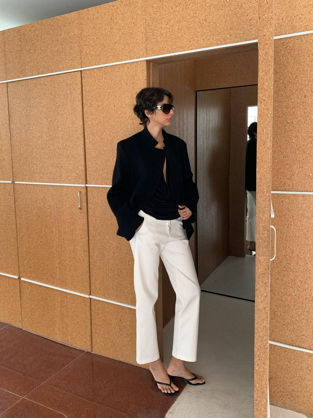 BUZHOU Pure Wool Short Tailored Long Sleeve Black Classic Office Blazers