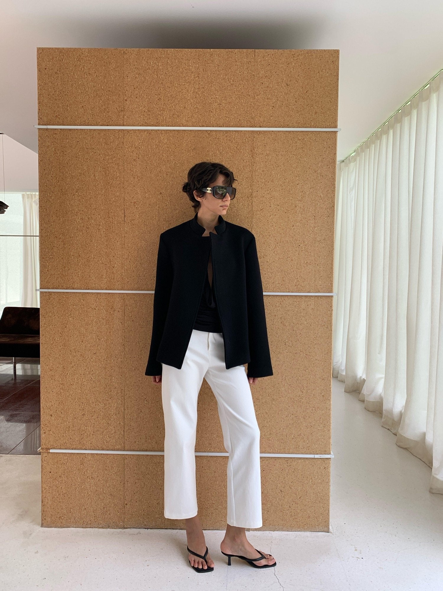 BUZHOU Pure Wool Short Tailored Long Sleeve Black Classic Office Blazers