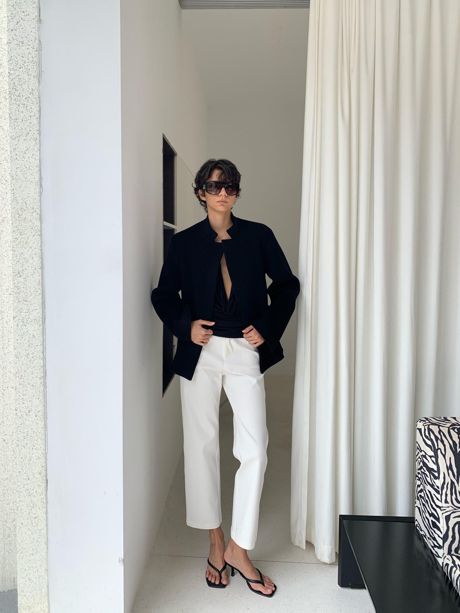 BUZHOU Pure Wool Short Tailored Long Sleeve Black Classic Office Blazers