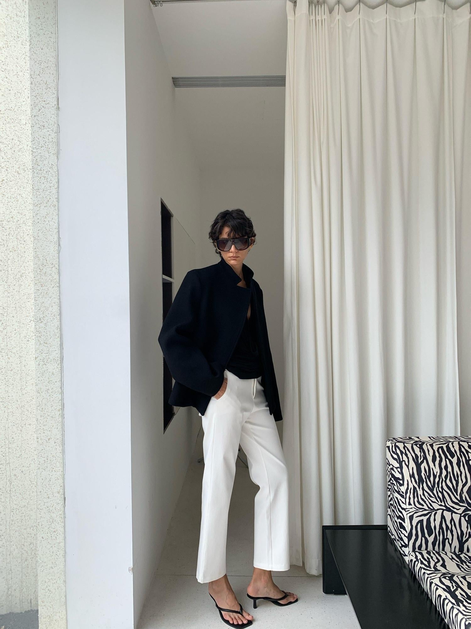 BUZHOU Pure Wool Short Tailored Long Sleeve Black Classic Office Blazers