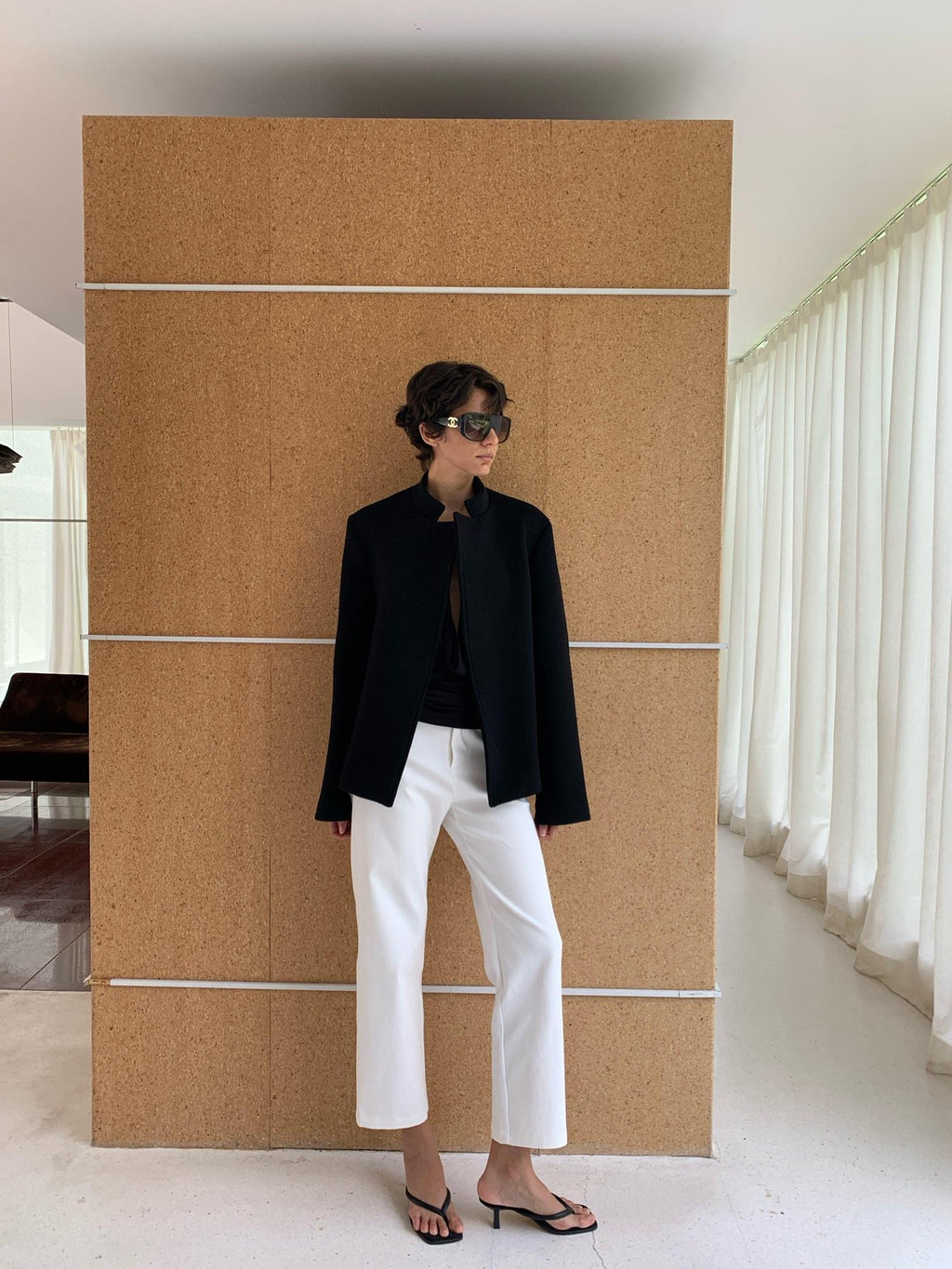 BUZHOU Pure Wool Short Tailored Long Sleeve Black Classic Office Blazers