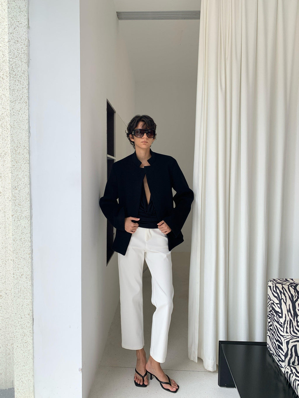 BUZHOU Pure Wool Short Tailored Long Sleeve Black Classic Office Blazers