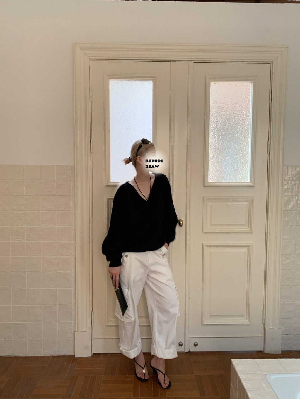 BUZHOU Thermal Minimalist Loose Fit V-neck Acrylic Blend Pullover Black Sweaters