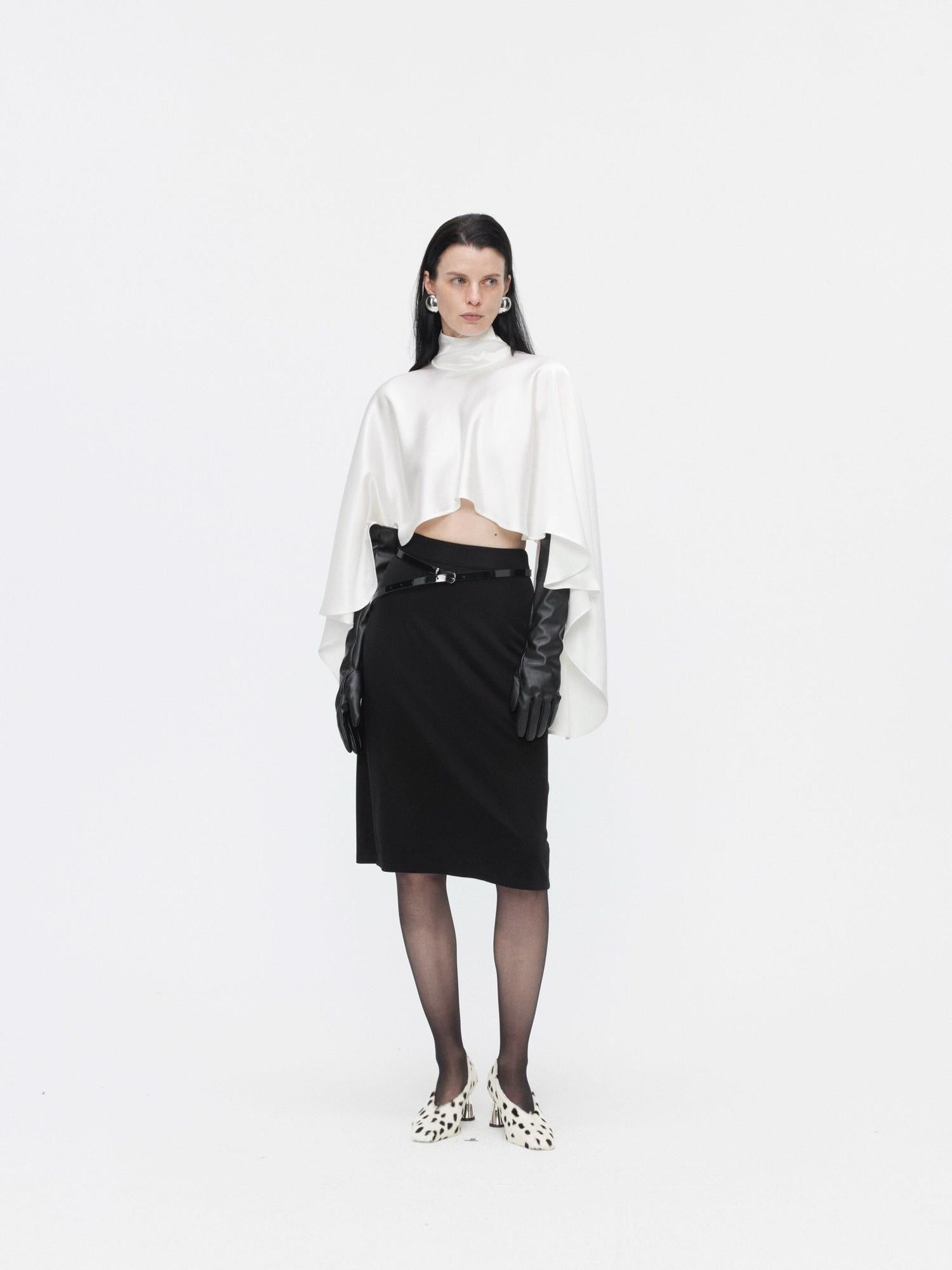 BUZHOU Wrinkle Free Cooling Minimalist Cropped Mockneck Acetate Long Sleeve T-Shirts