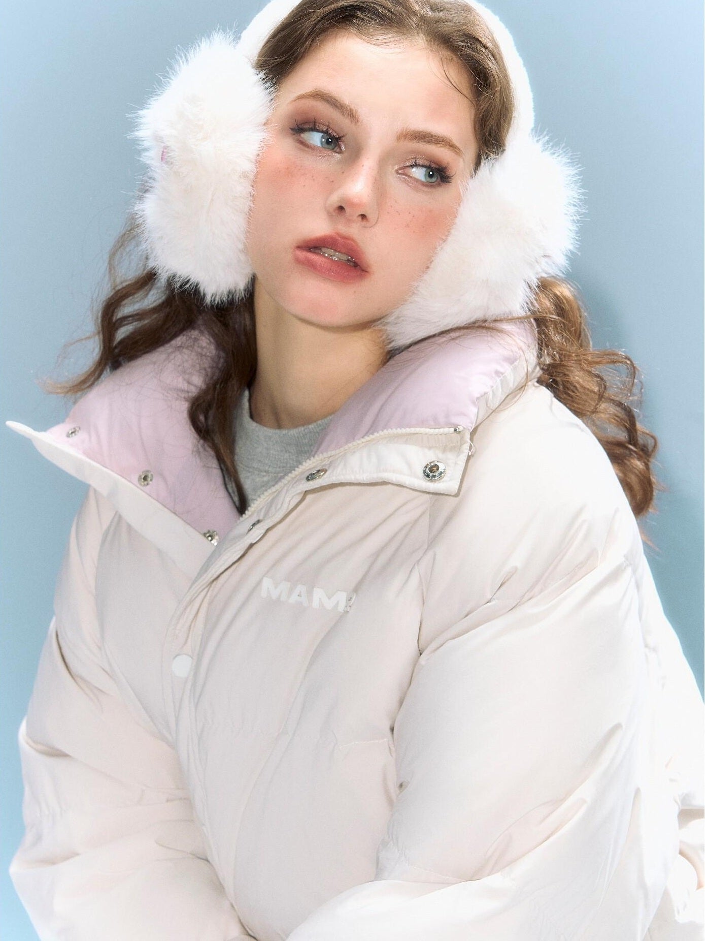 DeleteEx 90 Percent Duck Down Warmth Artistic Hoodless White Regular Down Jackets