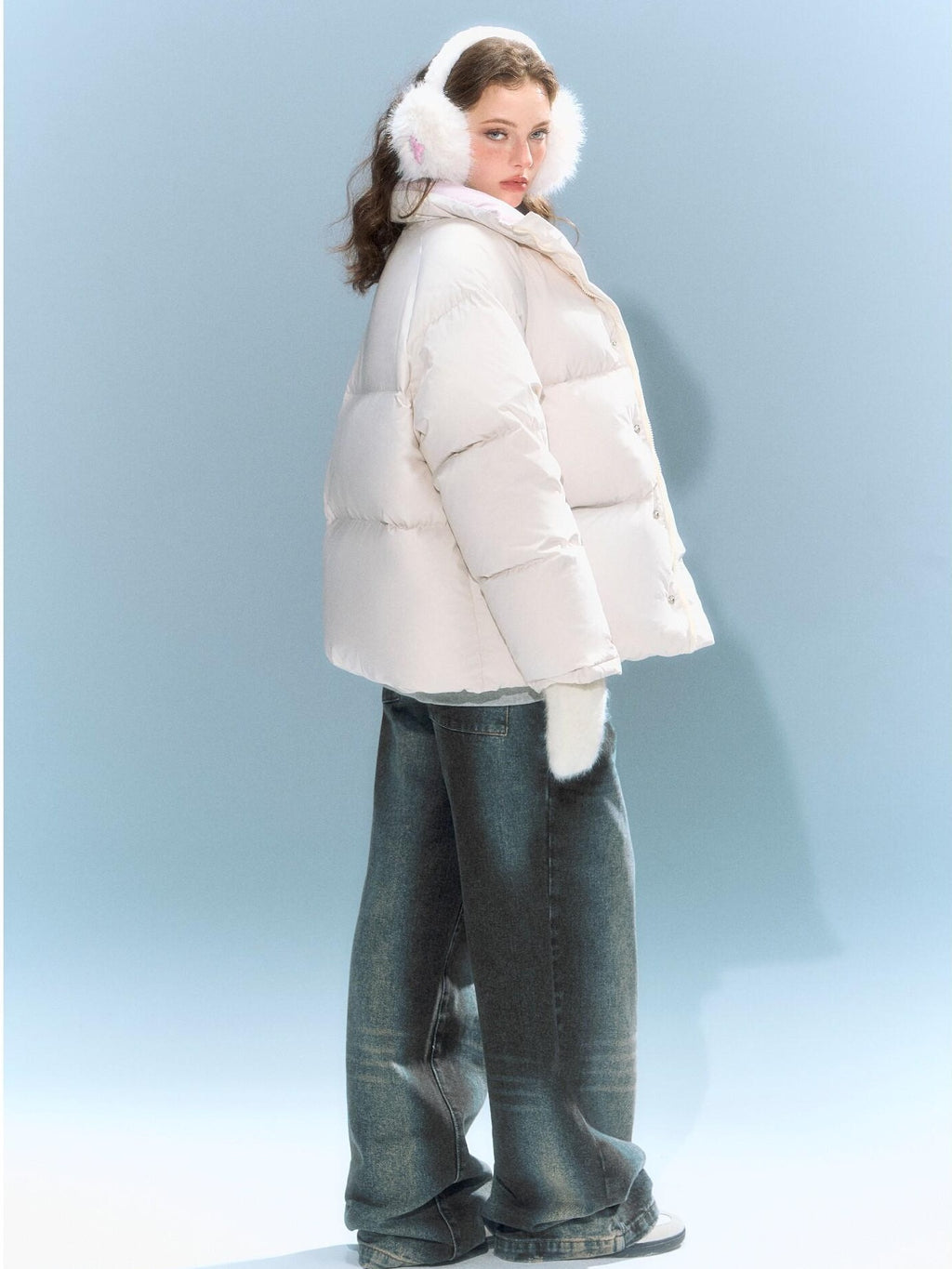 DeleteEx 90 Percent Duck Down Warmth Artistic Hoodless White Regular Down Jackets