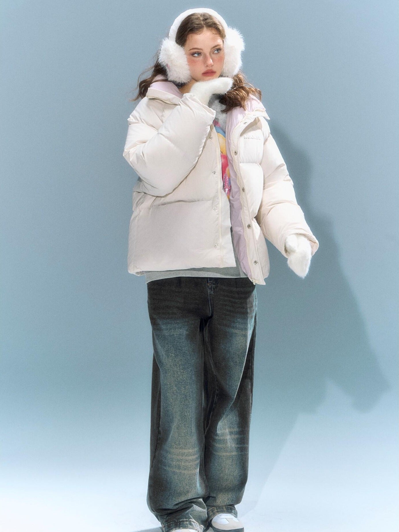 DeleteEx 90 Percent Duck Down Warmth Artistic Hoodless White Regular Down Jackets